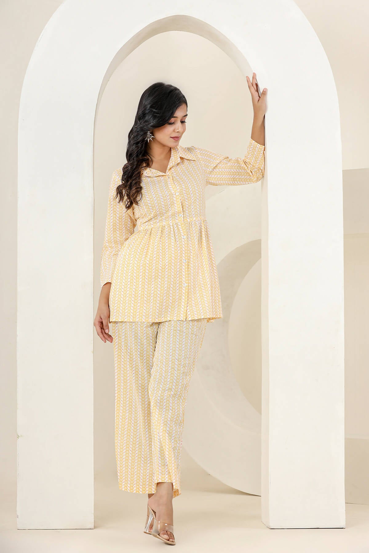 Kaajh Women's Yellow Printed Cotton Co-ord Set - Swadesiicart