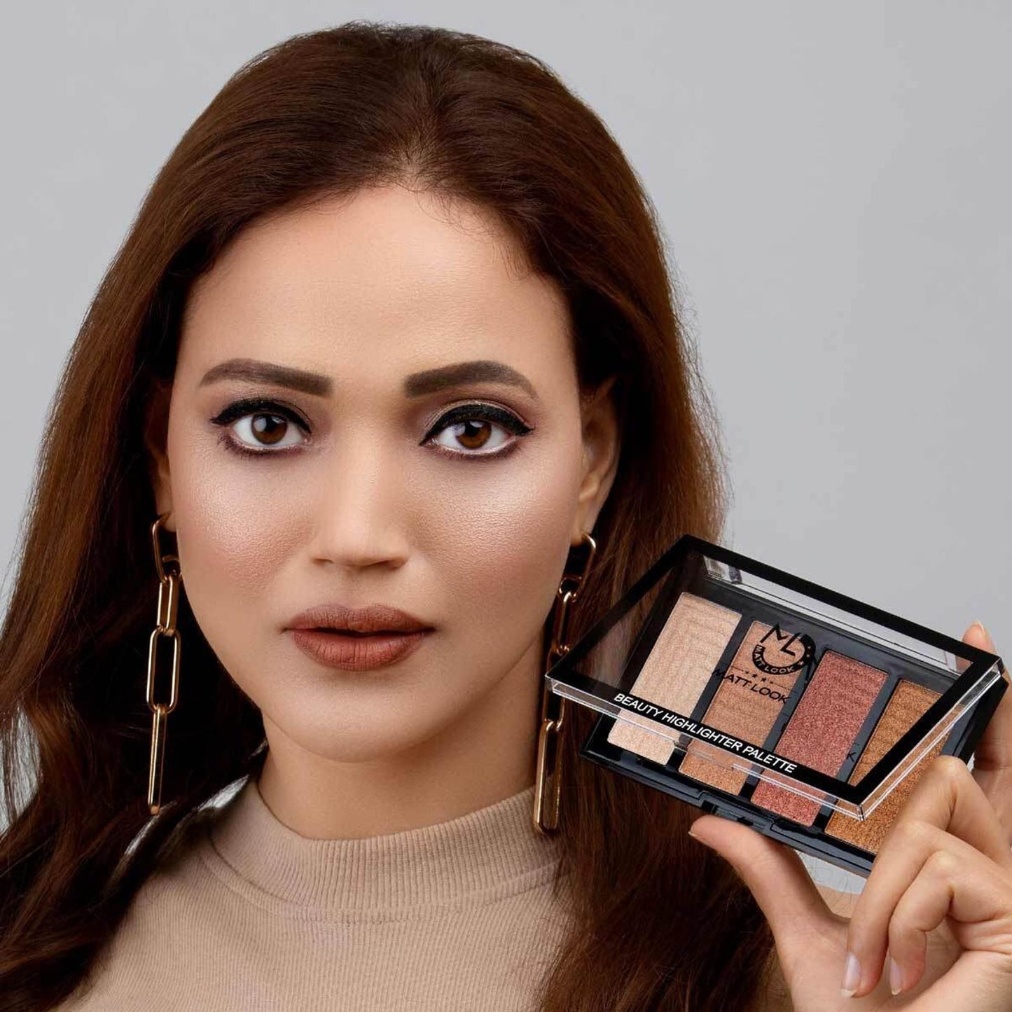Matt Look Beauty Highlighter Palette - Sun and Sand - Swadesiicart