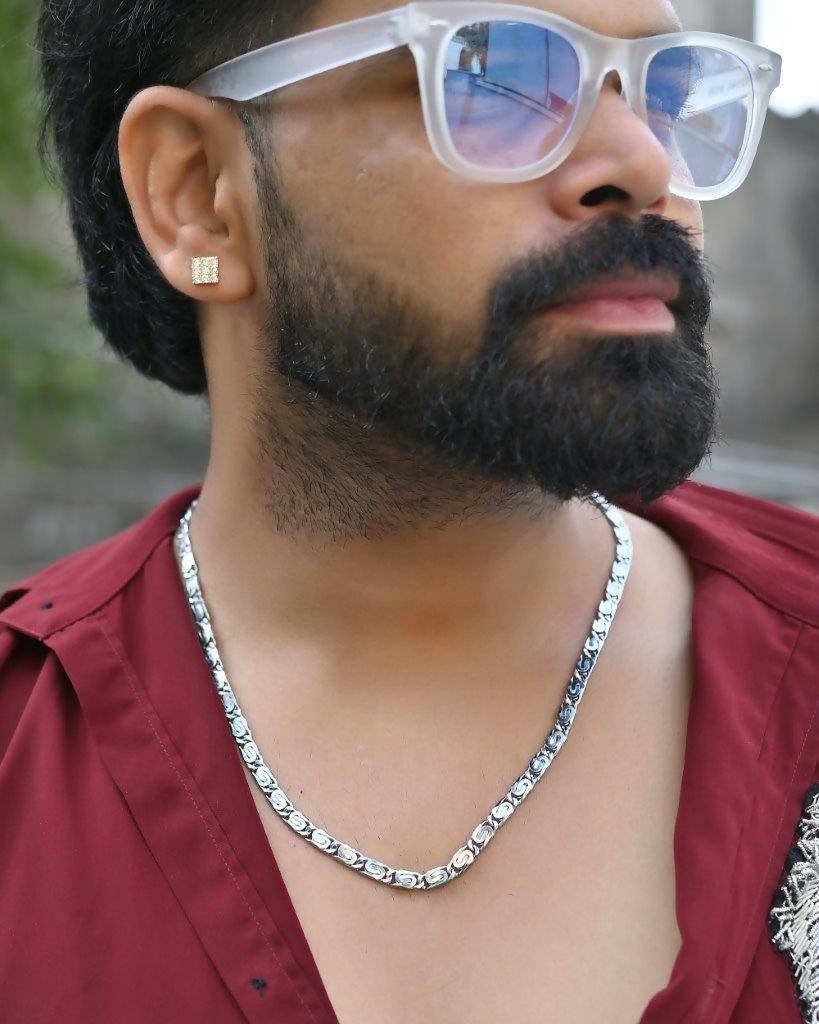 VOJ Men Silver Plated Stainless Steel Chain | Swadesiicart