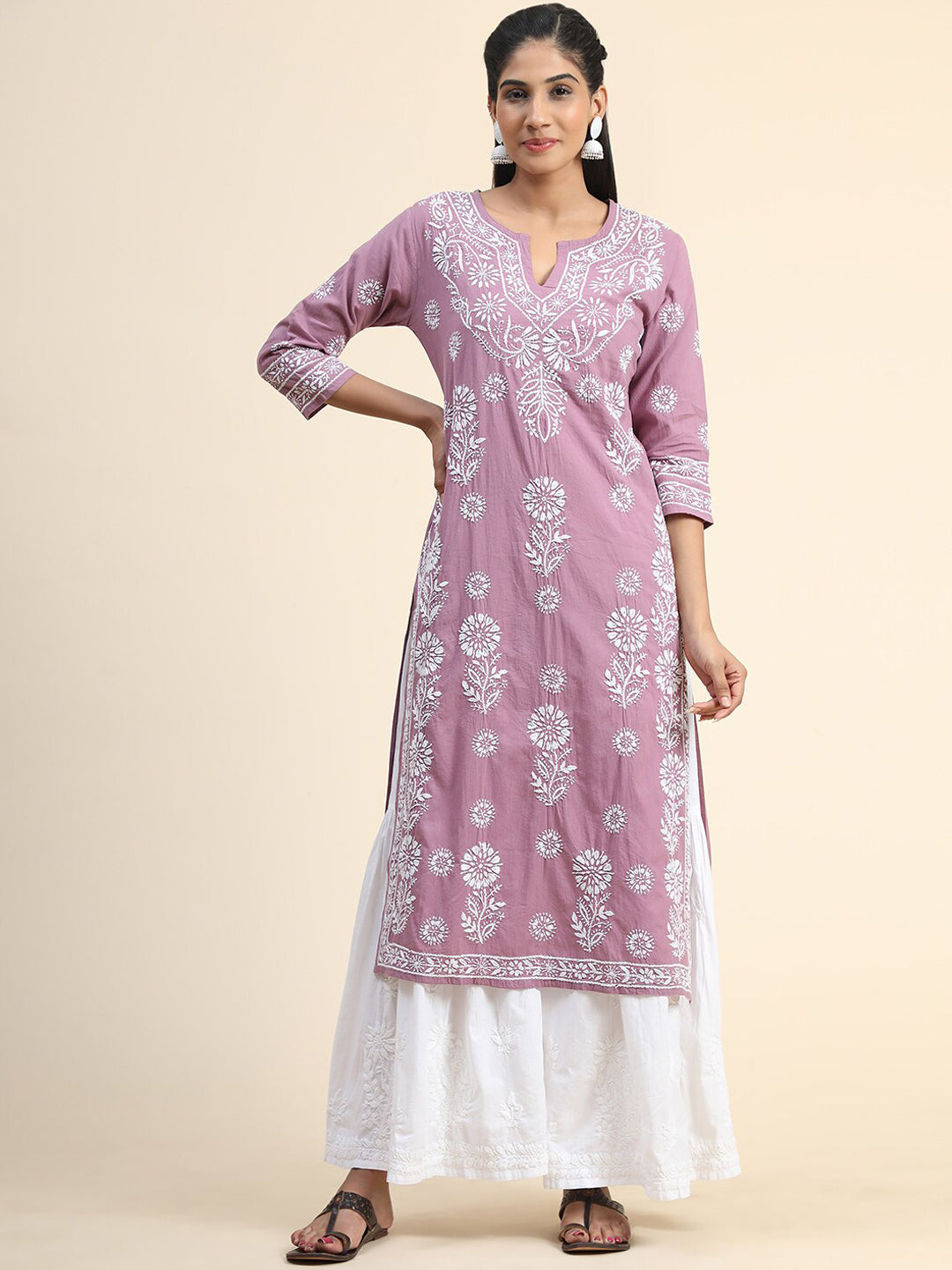 HOUSE OF KARI Floral Embroidered Chikankari Cotton Kurta | Swadesiicart