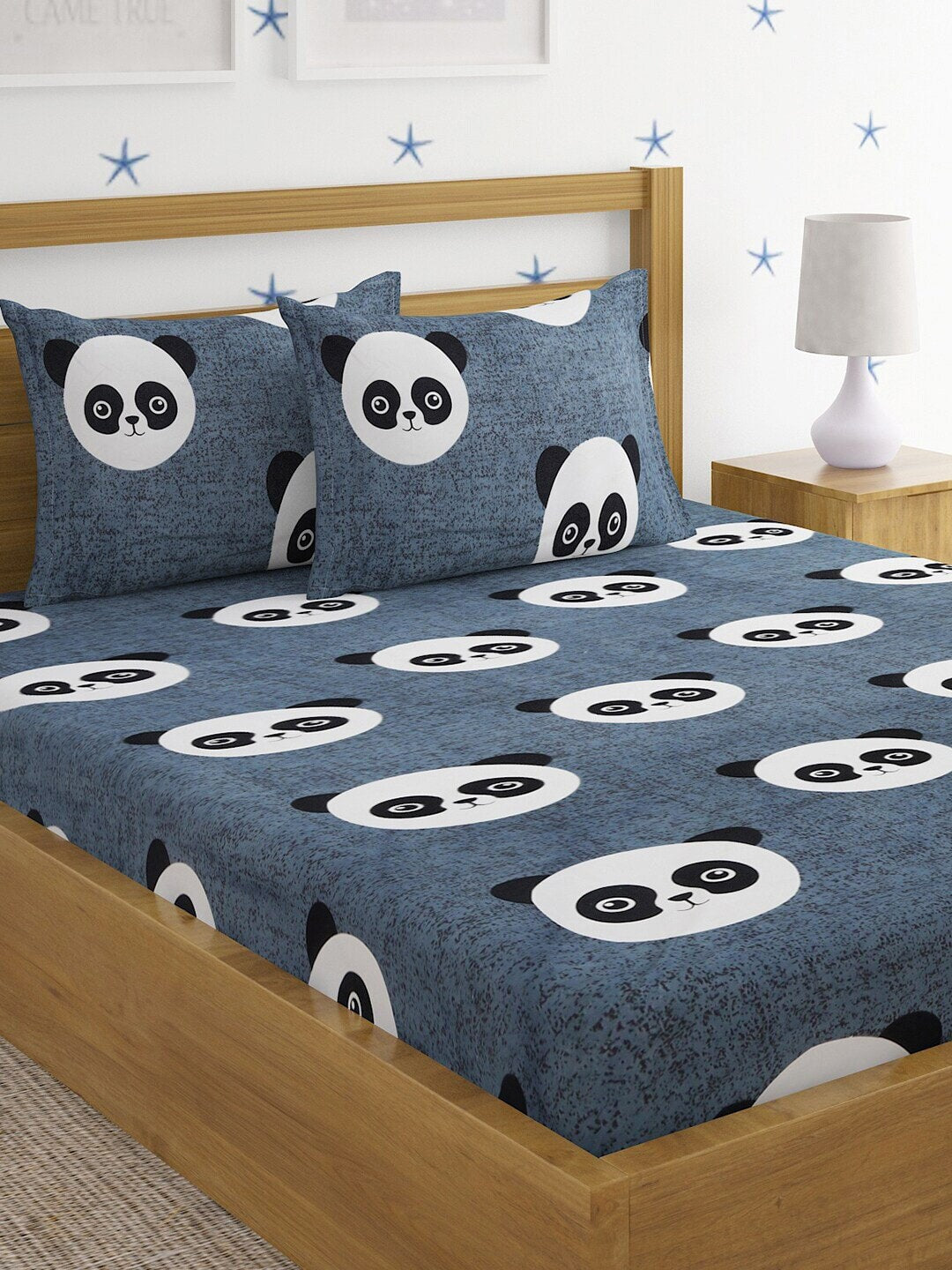Home Sizzler Grey & White Graphic 144 TC Bedsheet with Pillow Covers - Swadesiicart