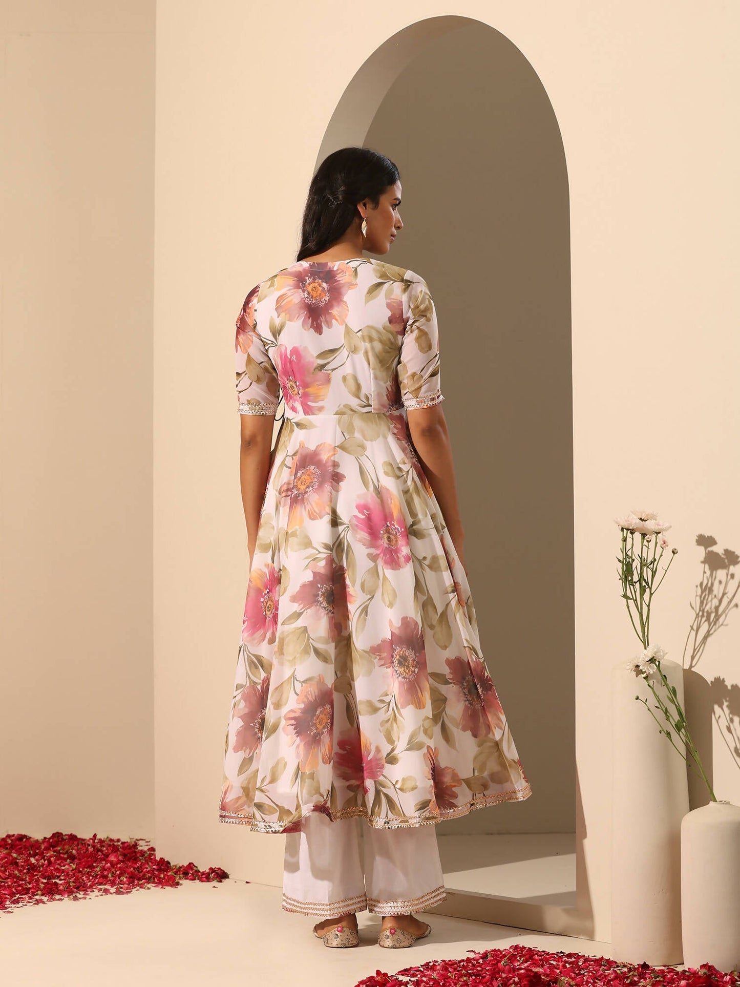 Pomcha Jaipur White Gul Sufiyana Angrakha Set | Swadesiicart