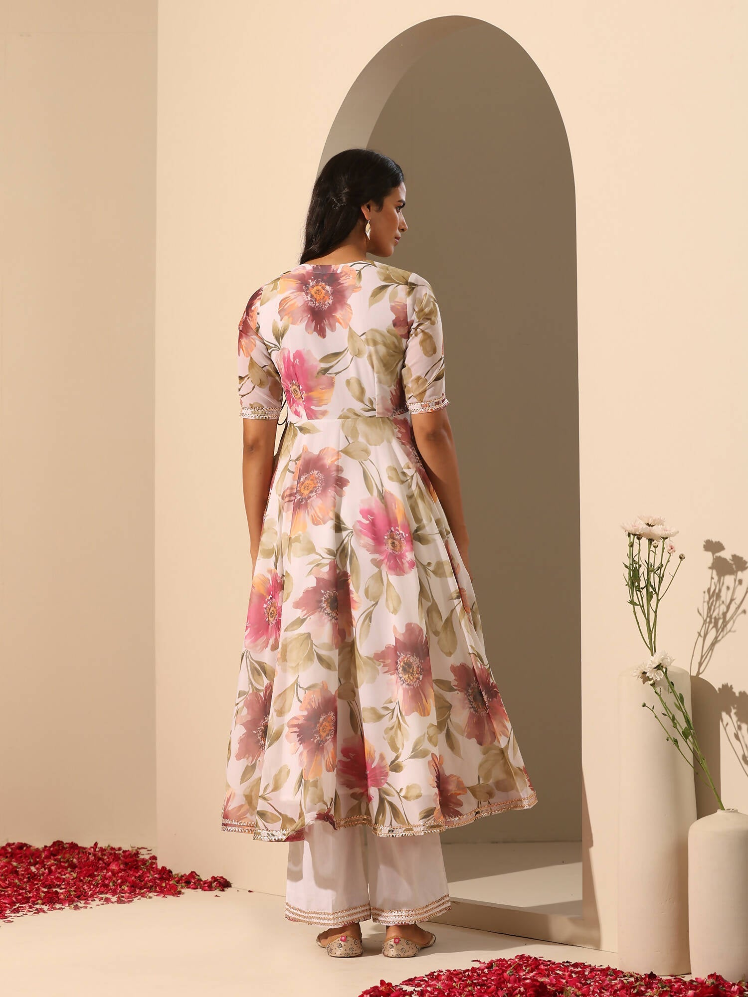 Pomcha Jaipur White Gul Sufiyana Angrakha Set | Swadesiicart
