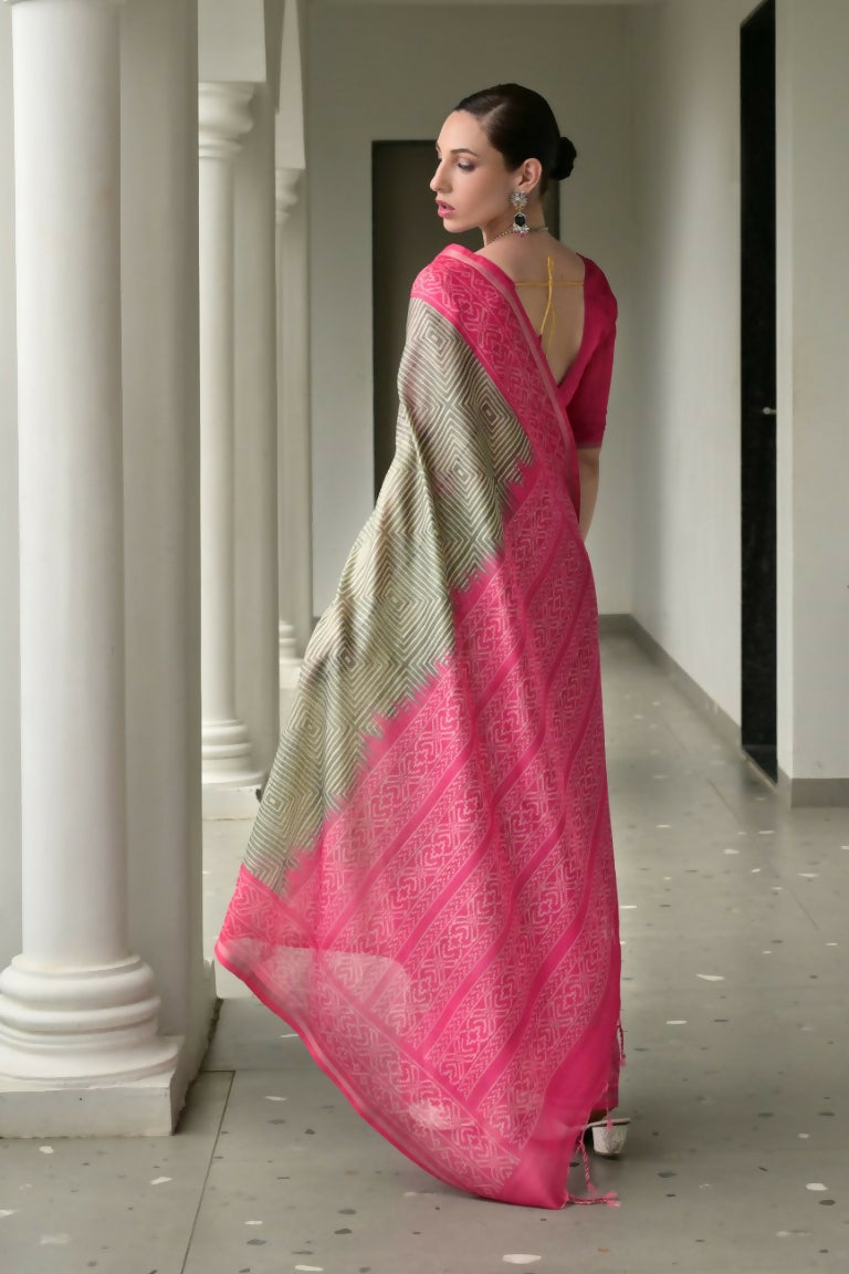 Vishnu Weaves Women's Pink Soft Tussar Silk Printed Saree with Blouse - Swadesiicart