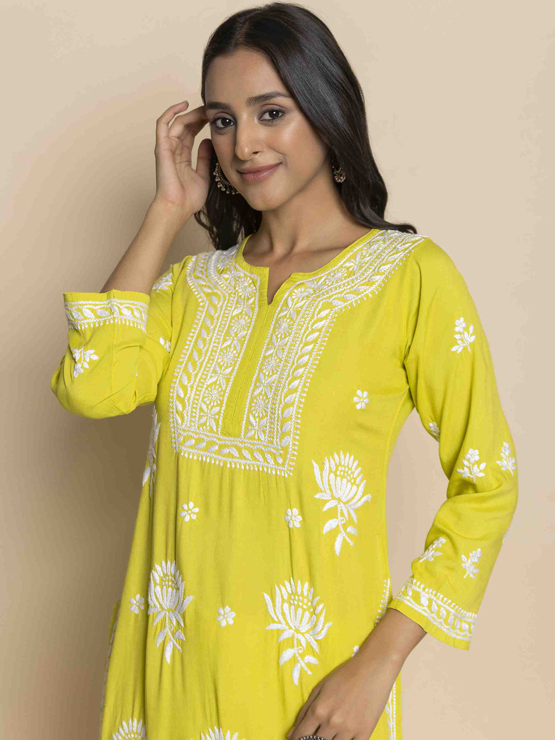 HOUSE OF KARI Floral Chikankari Embroidered Cotton Straight Kurta | Swadesiicart