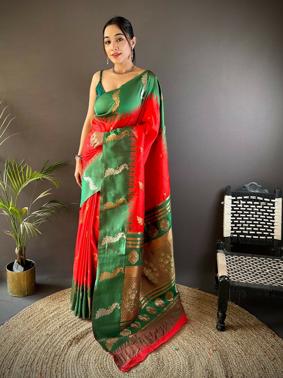 Joban Fashion Green Peacock,Butti Banarasi Silk Sarees | Swadesiicart