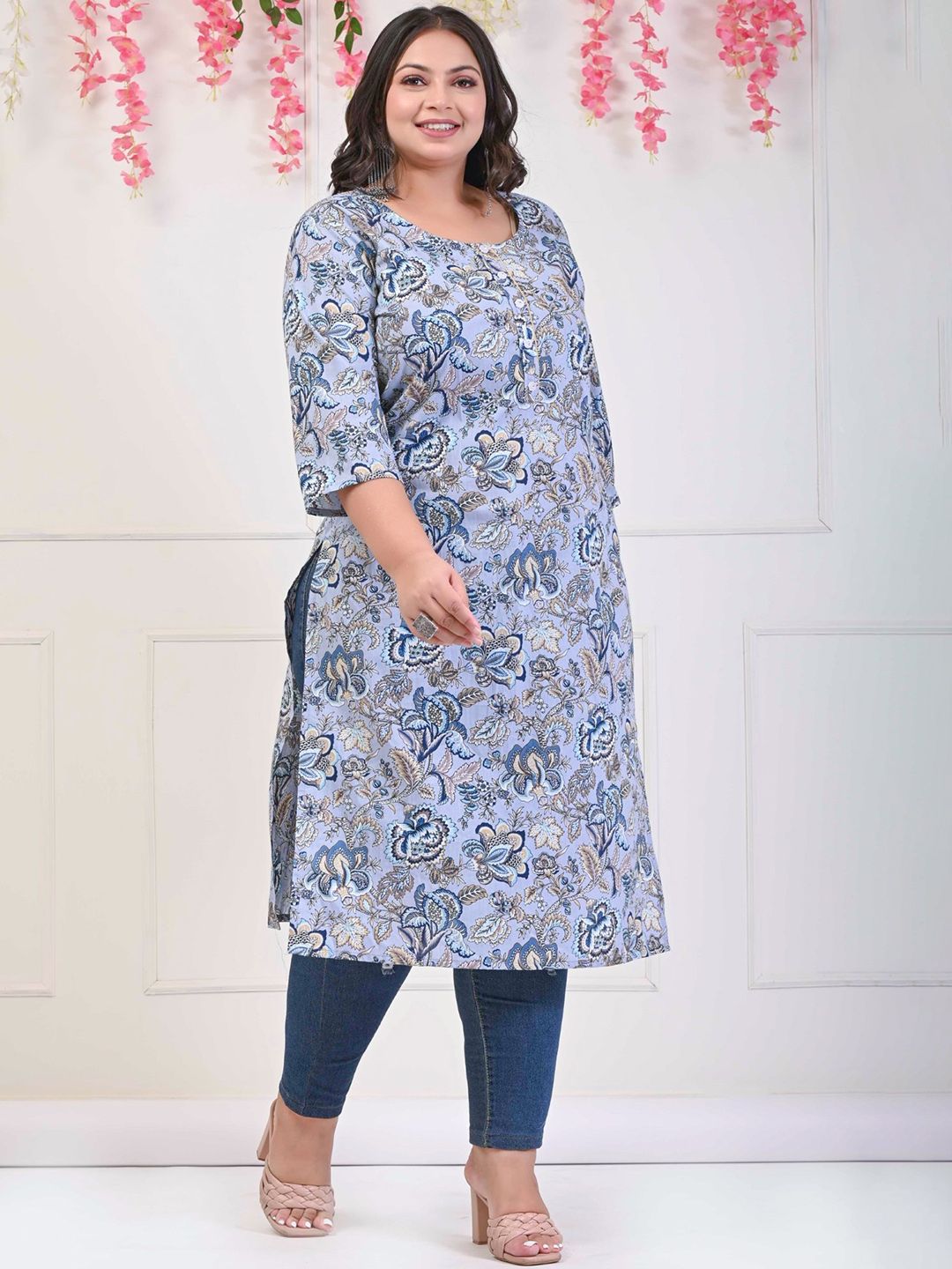 Swasti Plus Size Floral Printed Pure Cotton Kurta - Swadesiicart