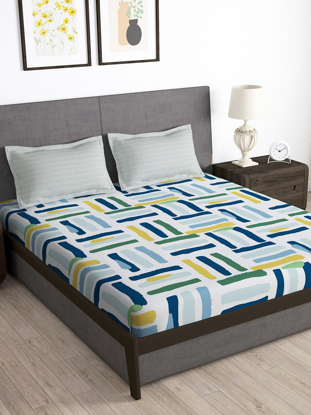 Story@home Arena White & Blue Geometric Printed 180 TC Queen Bedsheet & 2 Pillow Covers - Swadesiicart