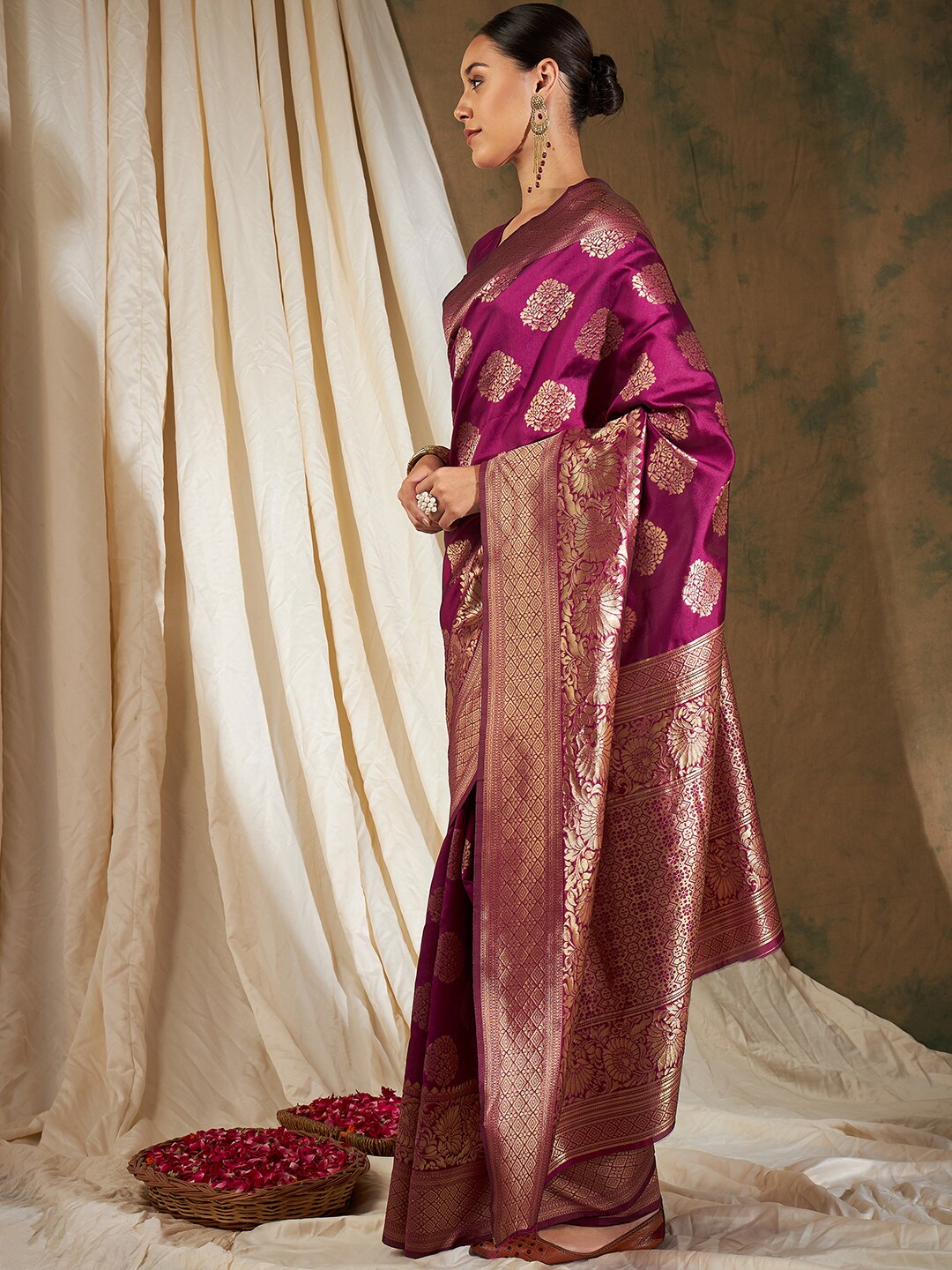 Sangria Burgundy & Gold-Toned Ethnic Motifs Woven Design Zari Silk Blend Banarasi Saree | Swadesiicart