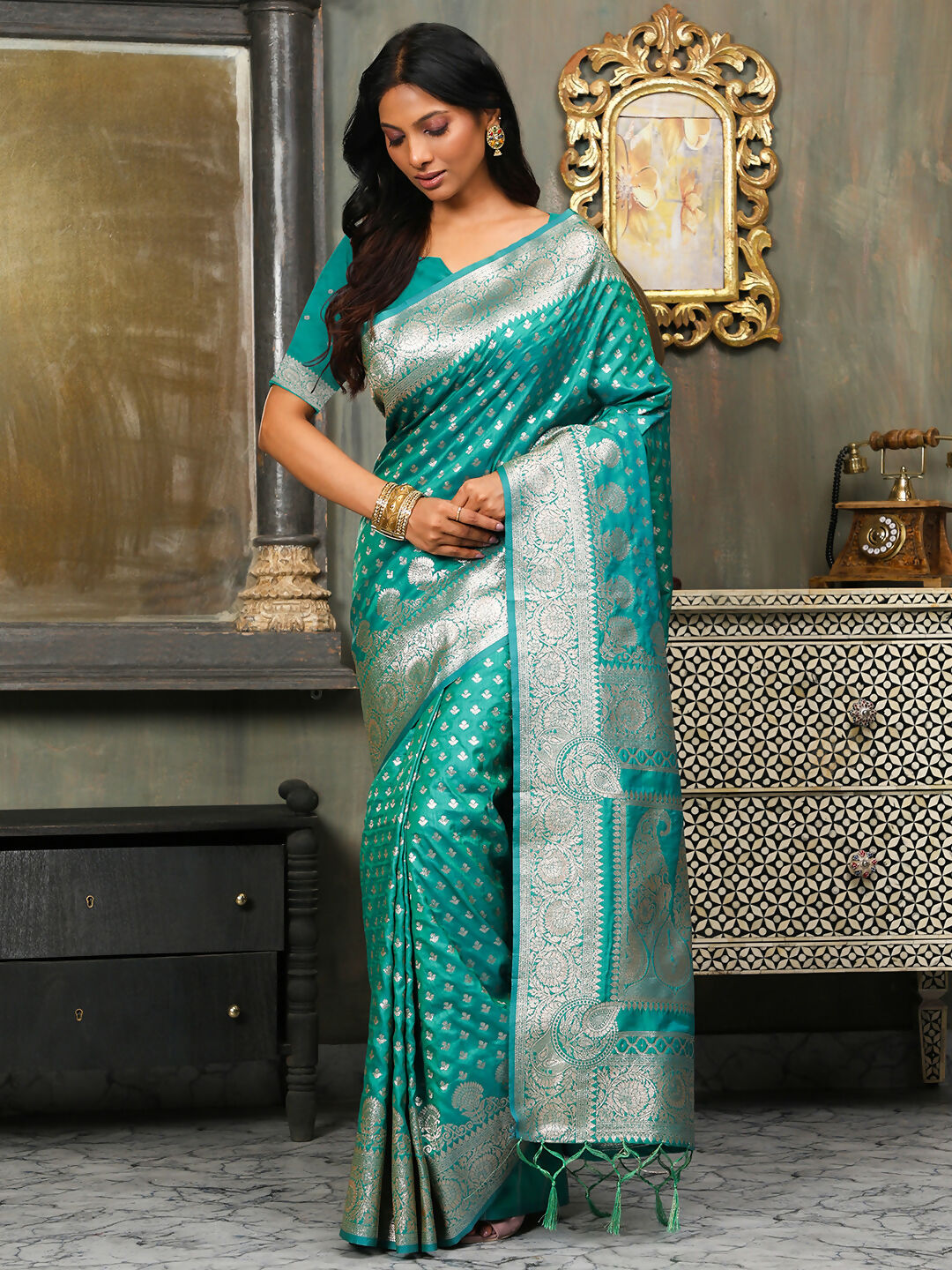Astita Banarasi Silk Rama Green Saree | Swadesiicart