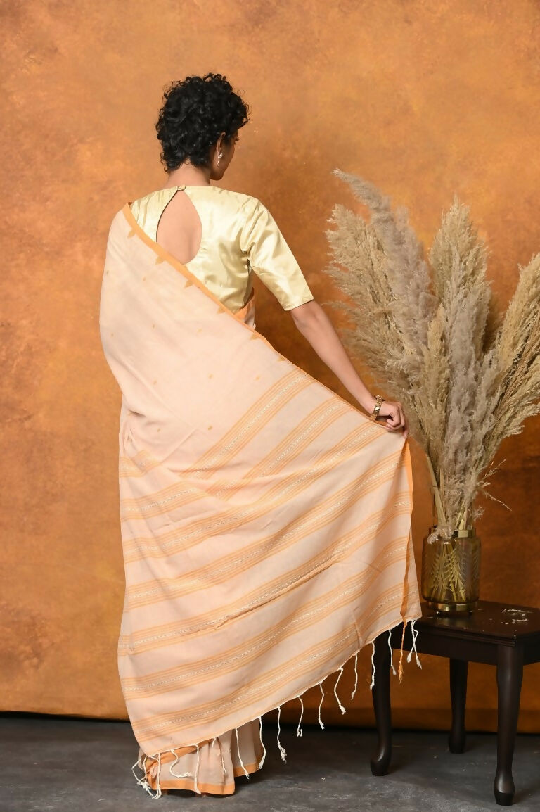Very Much Indian Handloom Pure Cotton Saree With Sleek Border - Light Peach | Swadesiicart