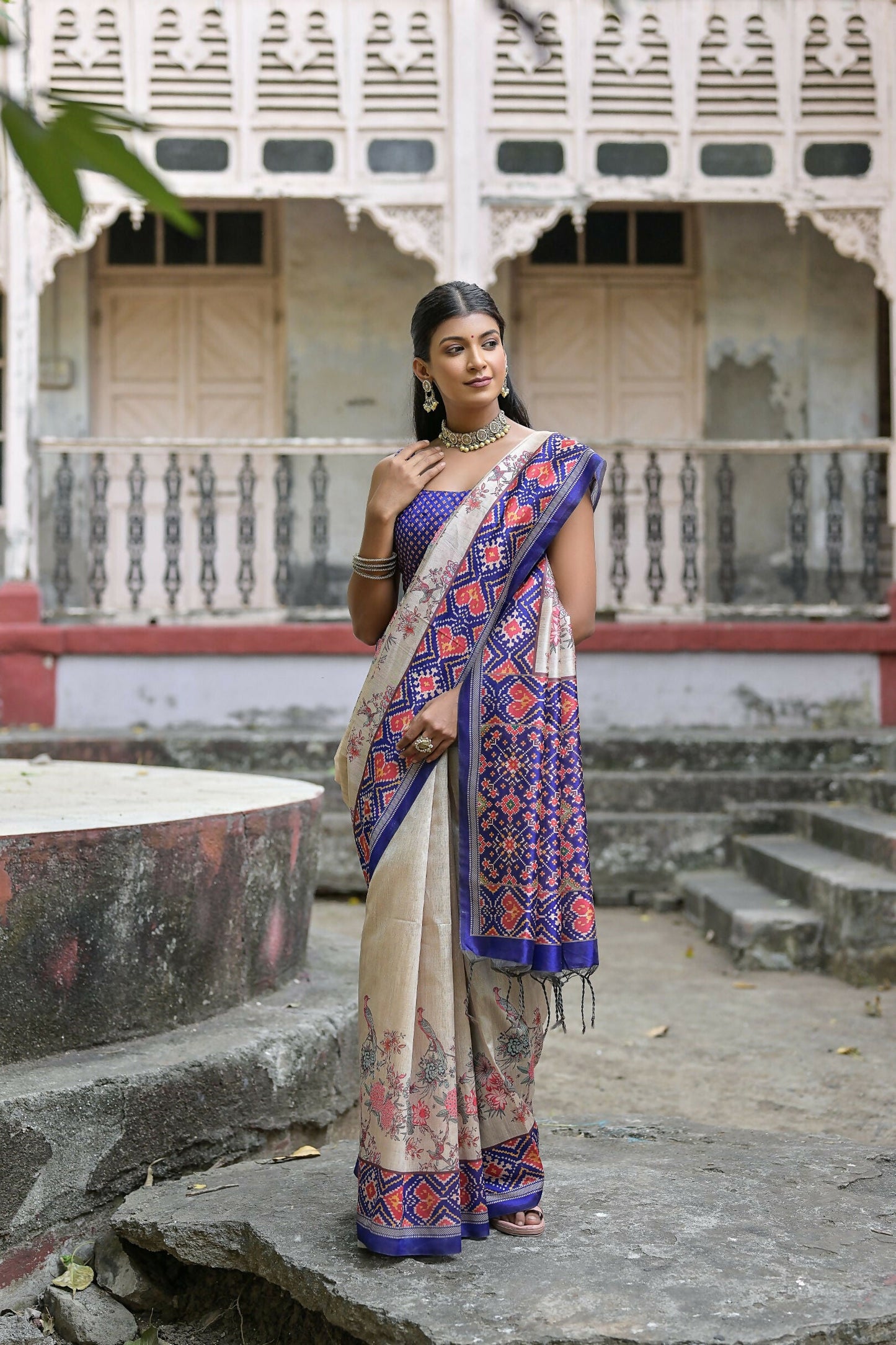 Vishnu Weaves Women's Blue Soft Tussar Silk Small Zari Woven Border Saree with Blouse - Swadesiicart