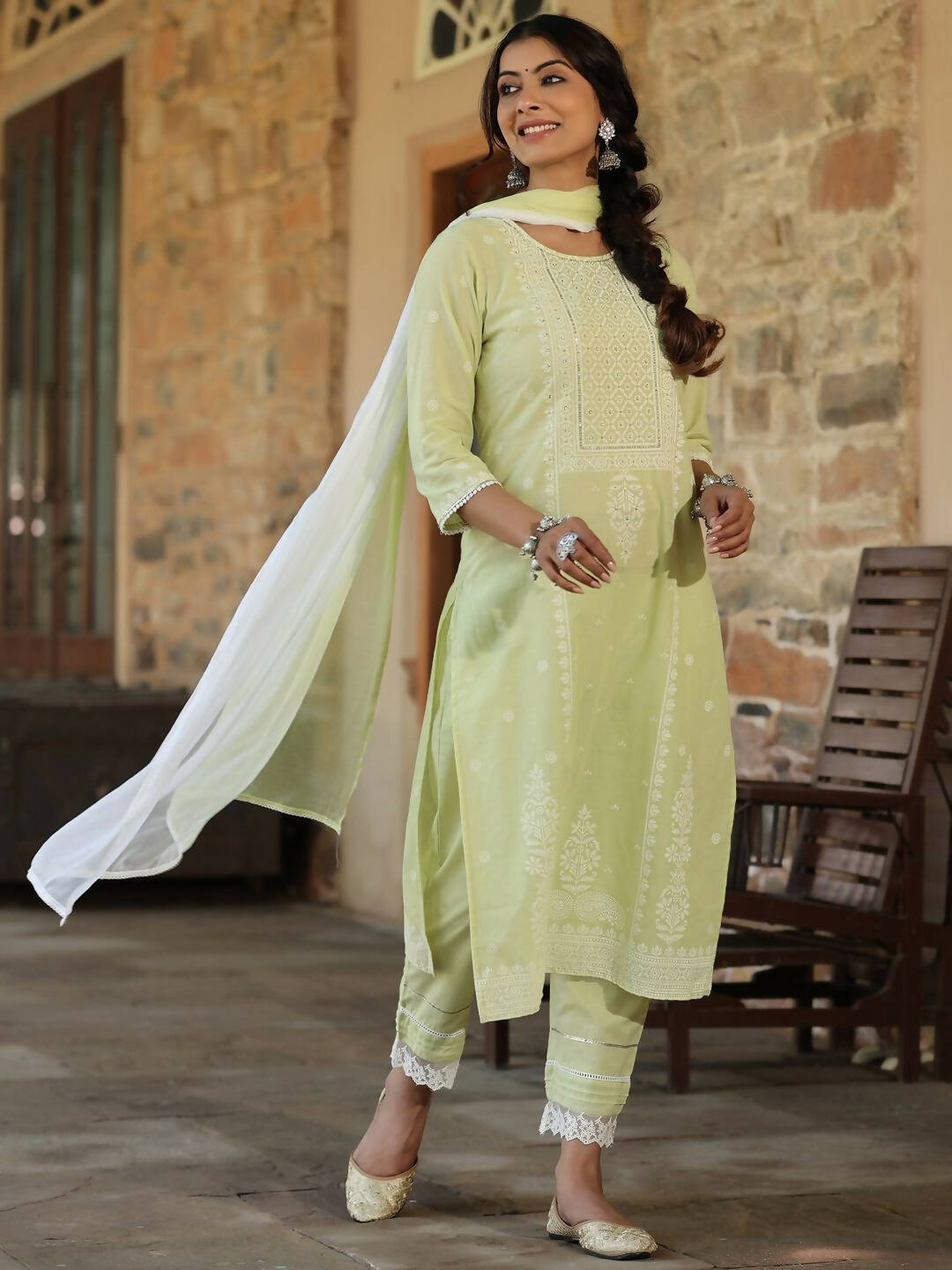 Juniper Women's Lime Green Cambric Floral Print Kurta Straight Pant And Duptta Sets | Swadesiicart