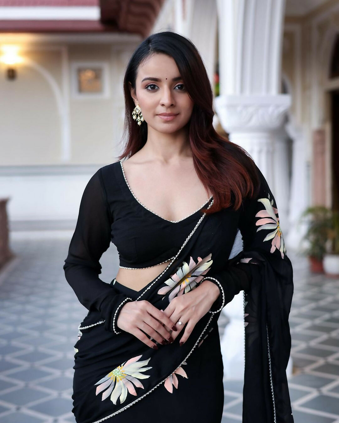 Exclusive Collection Black Party Wear Ruffle Georgette Saree - Swadesiicart
