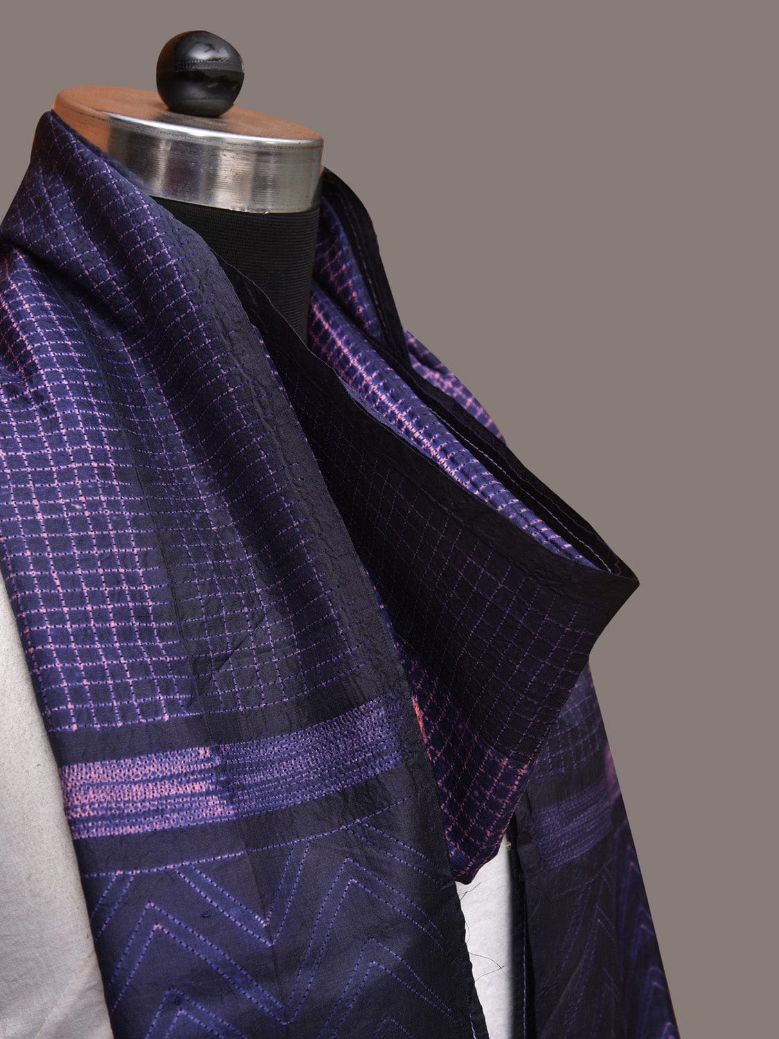 Dark Blue and Pink Shibori Silk Handloom Stole with Checks Design - Global Threads | Swadesiicart