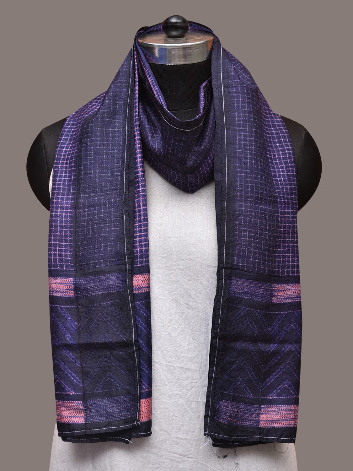 Dark Blue and Pink Shibori Silk Handloom Stole with Checks Design - Global Threads | Swadesiicart