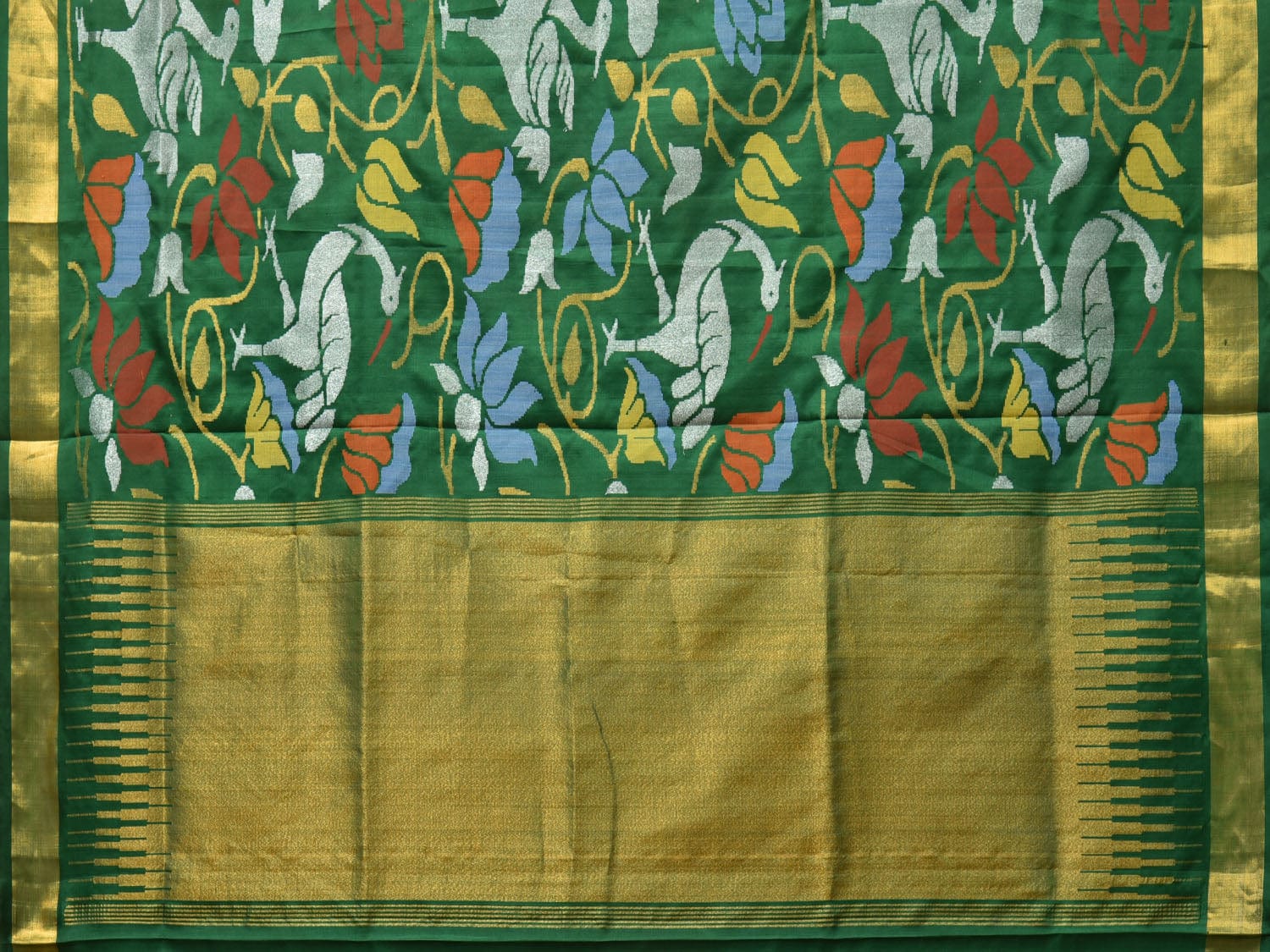 Dark Green Uppada Silk Handloom Saree with All Over Lotus and Birds Design - Global Threads | Swadesiicart