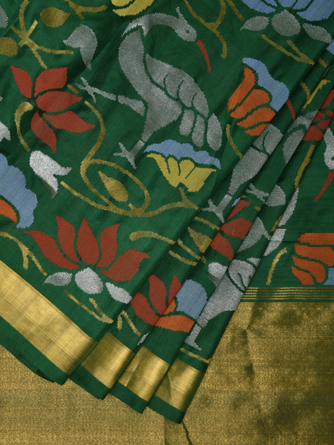 Dark Green Uppada Silk Handloom Saree with All Over Lotus and Birds Design - Global Threads | Swadesiicart