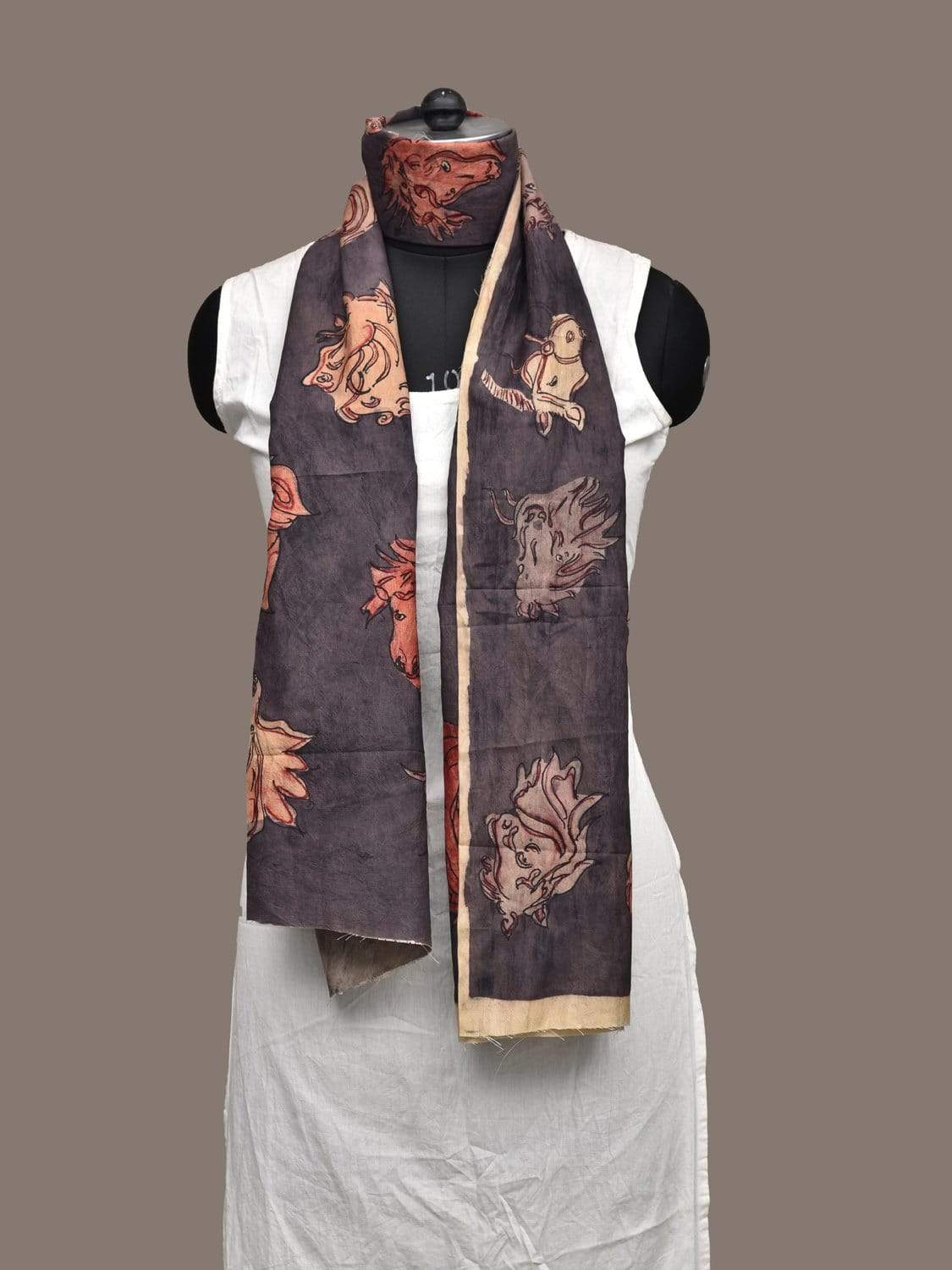 Dark Grey Kalamkari Hand Painted Silk Handloom Stole with Horses Design - Global Threads | Swadesiicart
