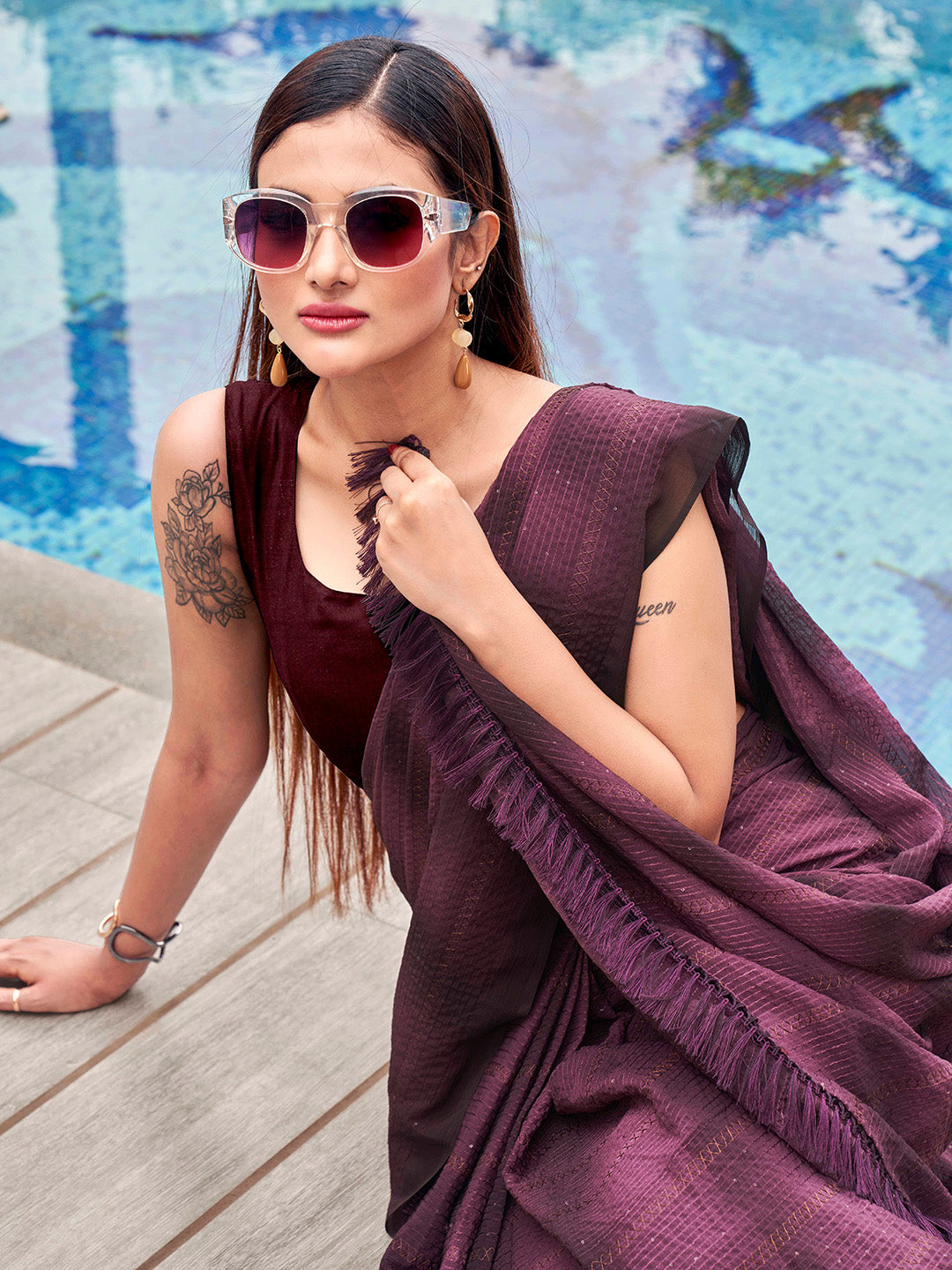 Tikhi Imli Woven Design Embellished Sequinned Saree With Tassles | Swadesiicart