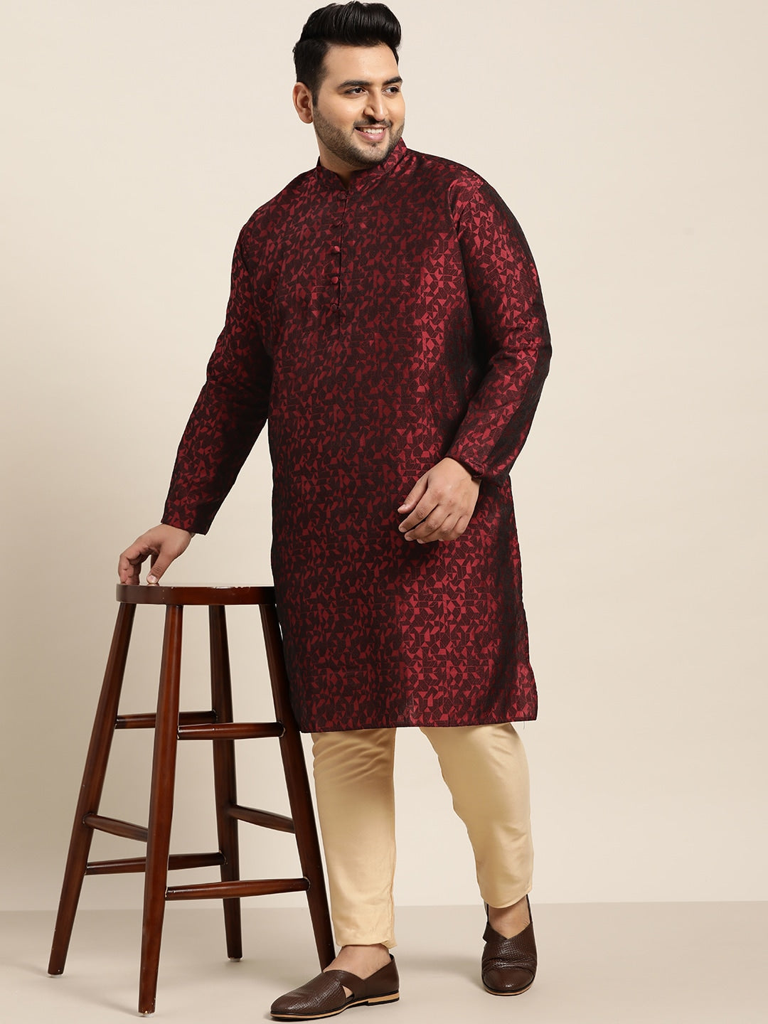 Sojanya Plus Men Plus Size Red & Black Woven Design Straight Kurta | Swadesiicart