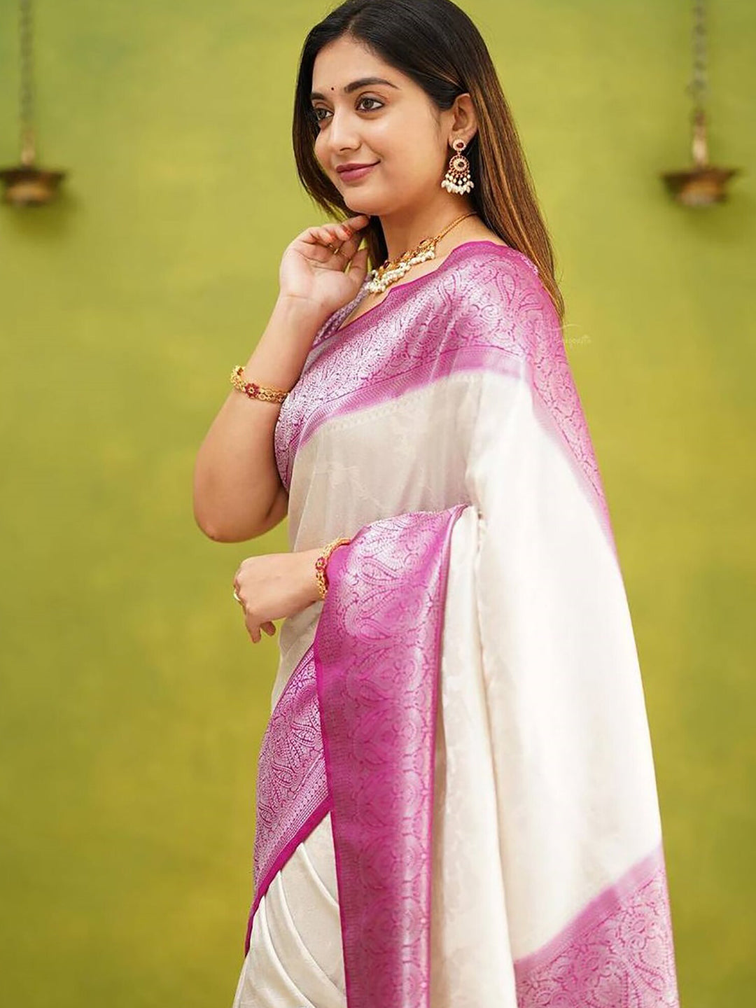 Kalini Woven Design Zari Banarasi Saree | Swadesiicart