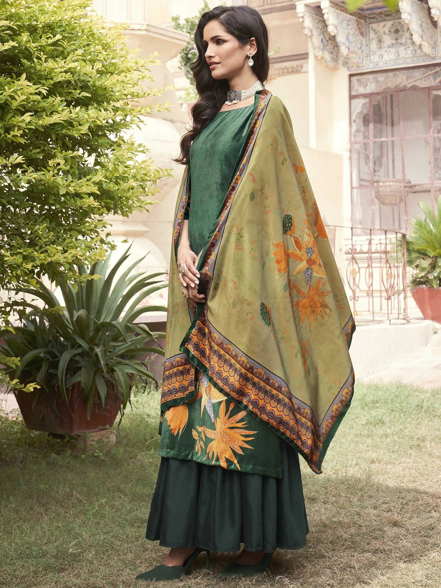 Jyoti Fashion Women's Green Velvet Floral Digital Printed Kurta with Trouser & Dupatta | Swadesiicart