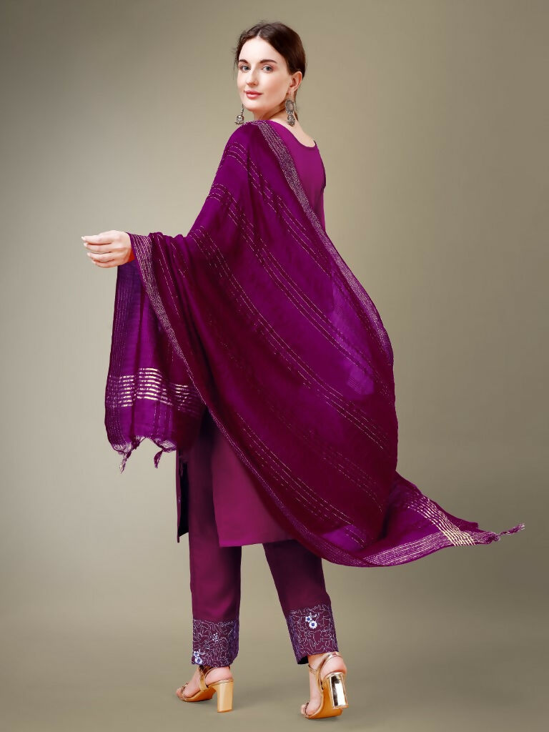 Jyoti Fashion Women's Purple Cotton Blend Embroidery & Fancy Lace work Kurta with Trouser & Dupatta | Swadesiicart