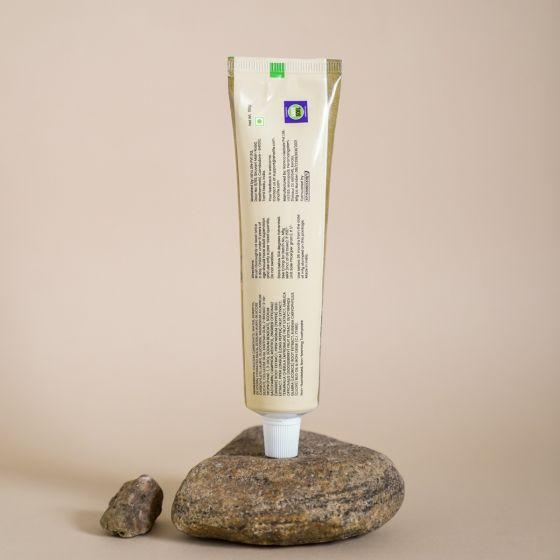 Isha Life Herbal Toothpaste - Swadesiicart