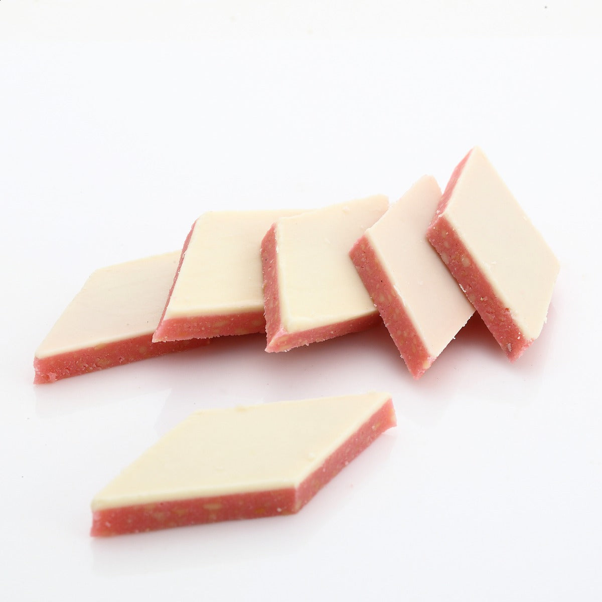 Dadu's Strawberry Kaju Katli | Swadesiicart