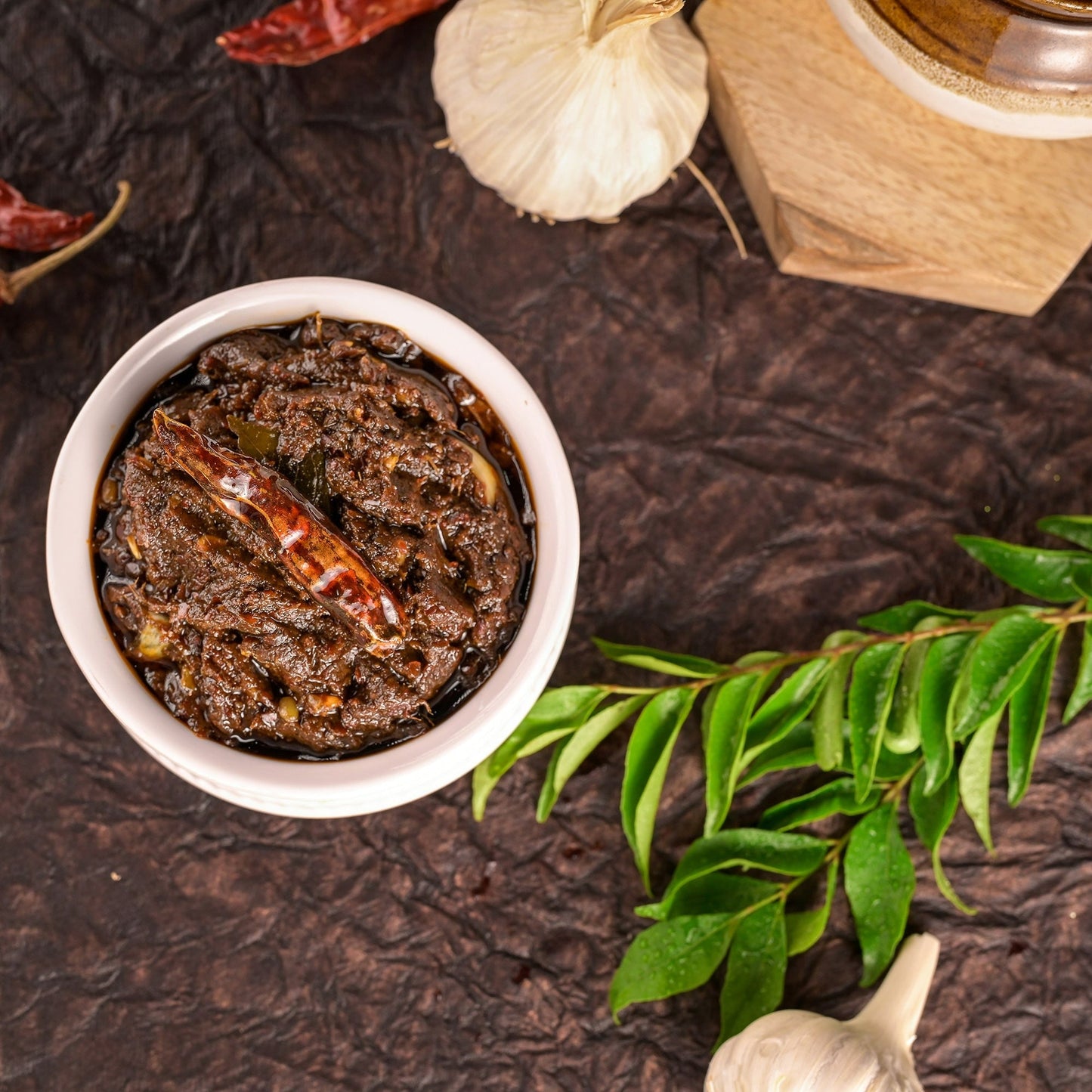 Vellanki Foods - Curry Leaves Pickle / Karee Patte Ka Achaar - Swadesiicart