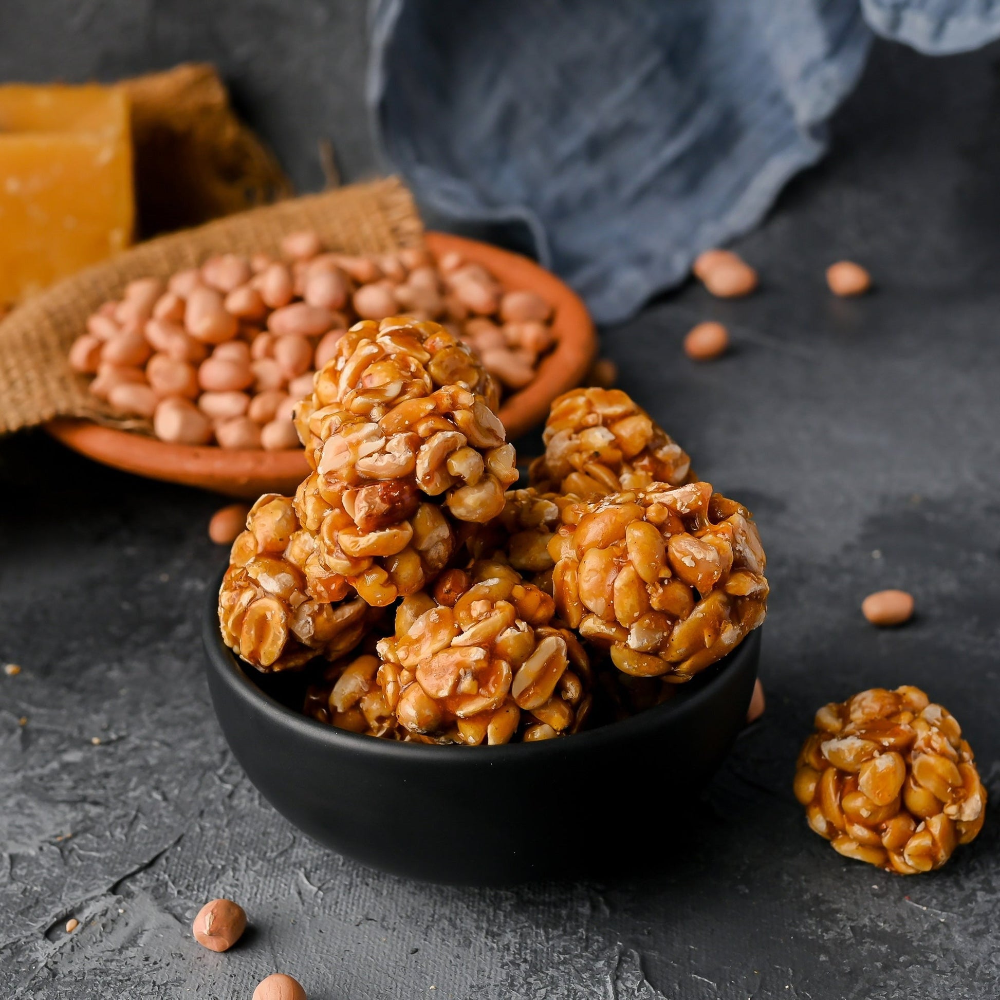 Vellanki Foods - Groundnut Laddu / Chikki Vundalu - Swadesiicart