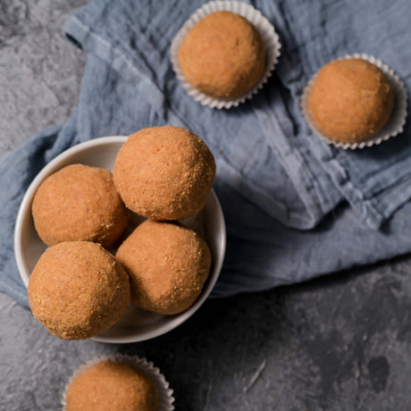 Vellanki Foods Bellam Sunnundalu (Jaggery) | Traditional & Healthy Sunnundalu made with with Urad Dal, Ghee & Jaggery - Swadesiicart