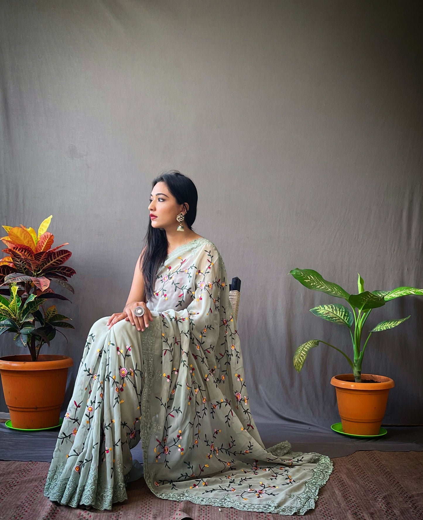 Vamsee Pearl 1 Pista Georgette Saree - Swadesiicart