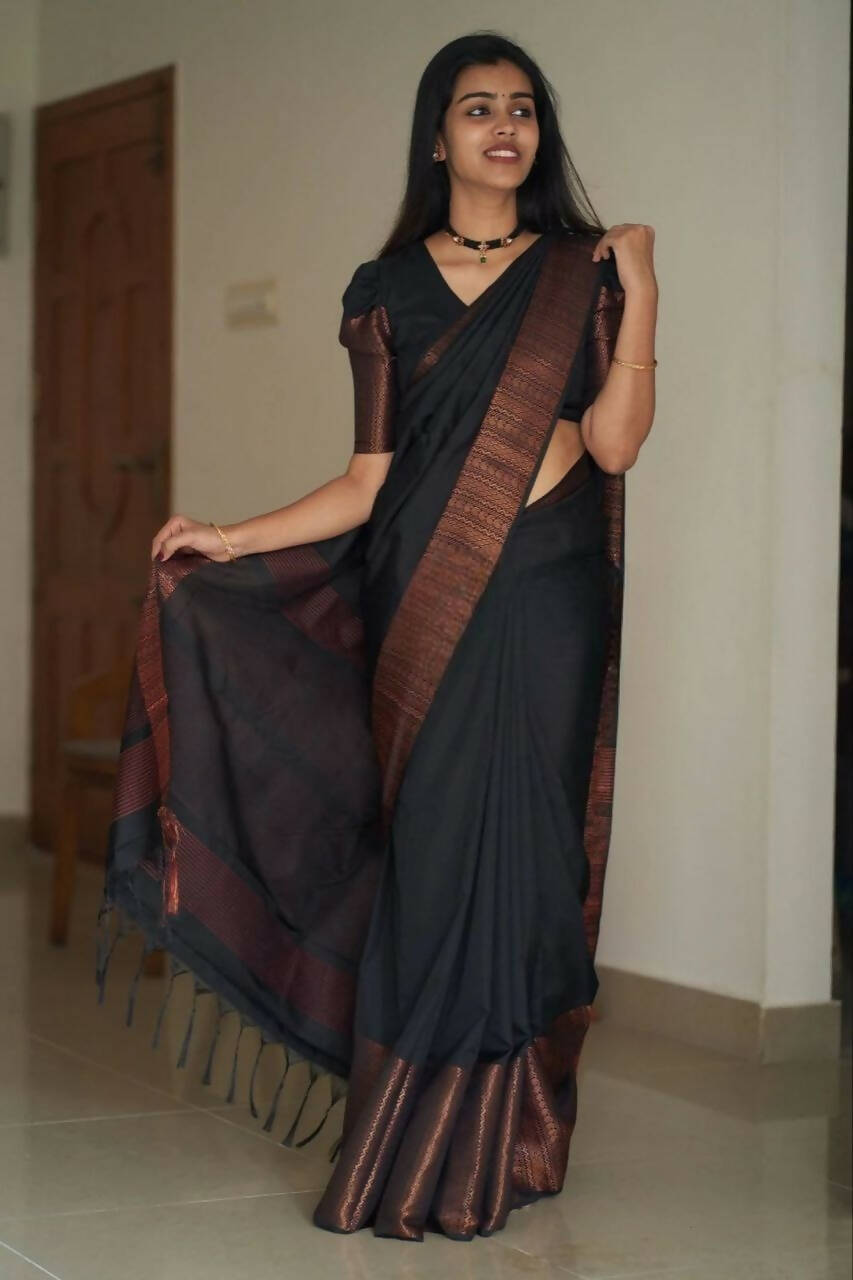 DEIANA'S Beautiful Designer Golden zari Soft Lichi Silk Saree - Black - Swadesiicart