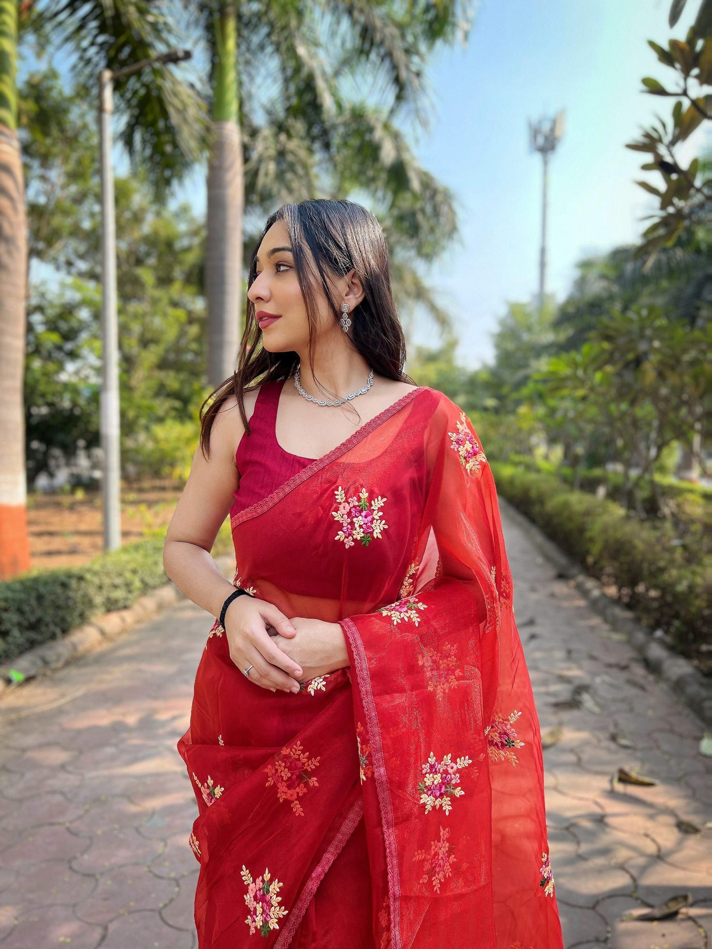 Vamsee Red-Garden Red Organza Saree - Swadesiicart