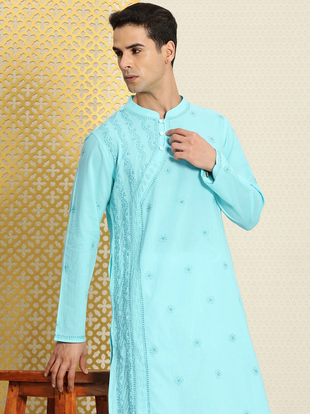 House of Pataudi Men Pure Cotton Embroidered Chikankari Jashn Kurta with Churidar | Swadesiicart