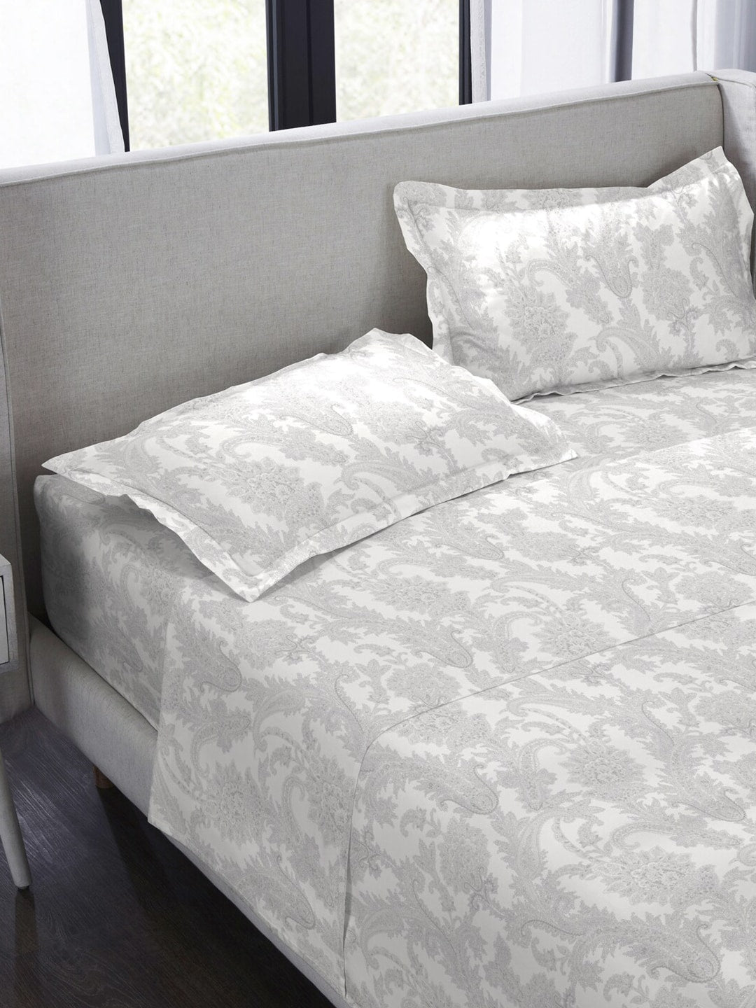 MYTRIDENT Nectarsoft Grey White Pure Cotton 400 TC King Bedsheet with 4 Pillow Covers - Swadesiicart
