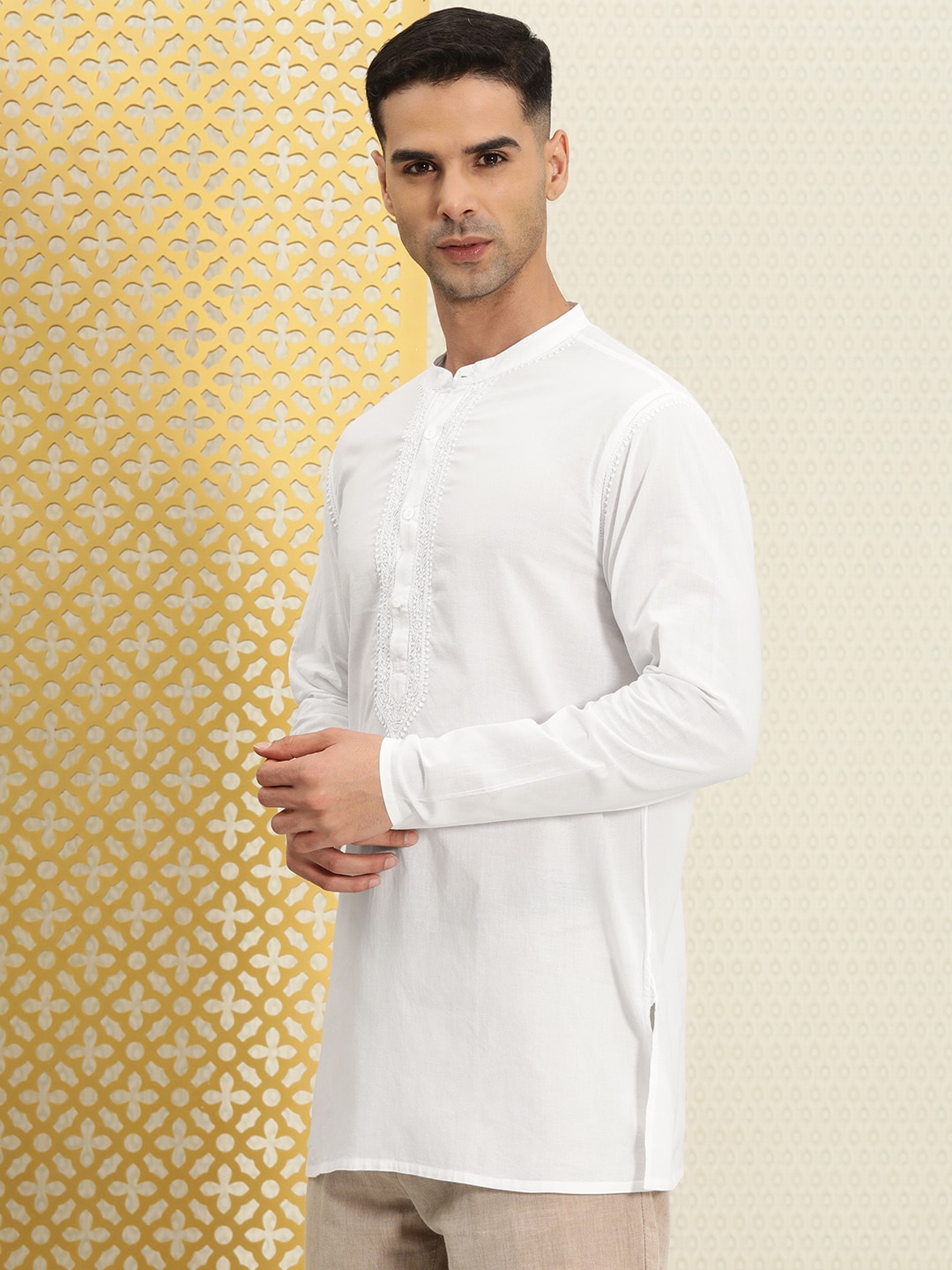 House of Pataudi Men Pure Cotton Solid Chikankari Jashn Short Kurta | Swadesiicart