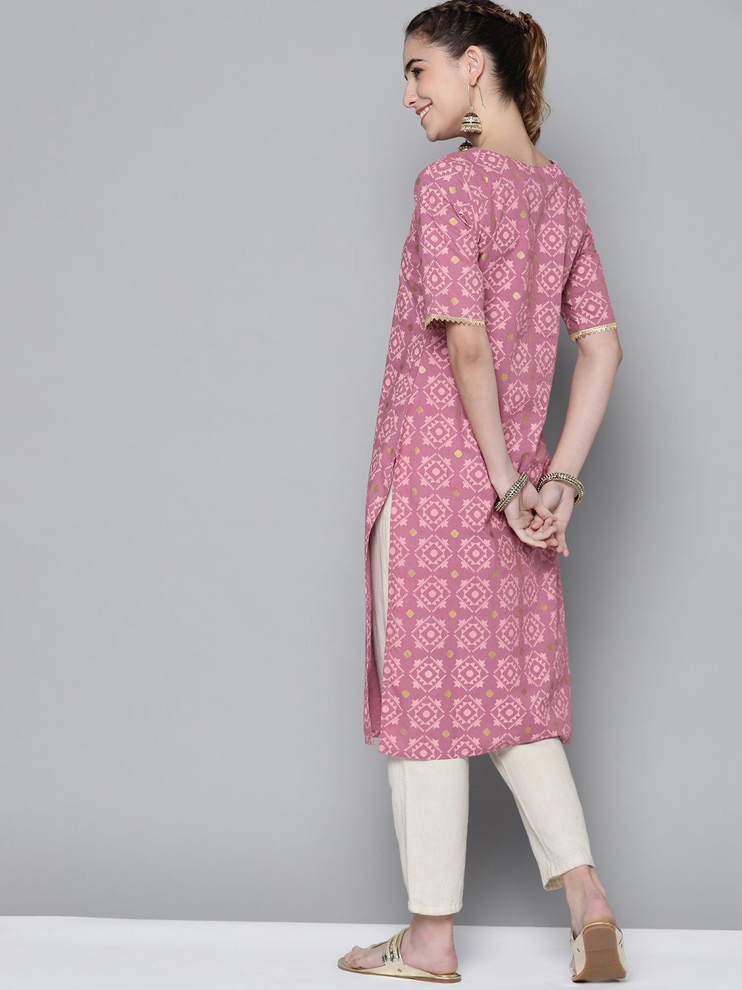 HERE&NOW Women Pink Geometric Printed Kurta - Swadesiicart