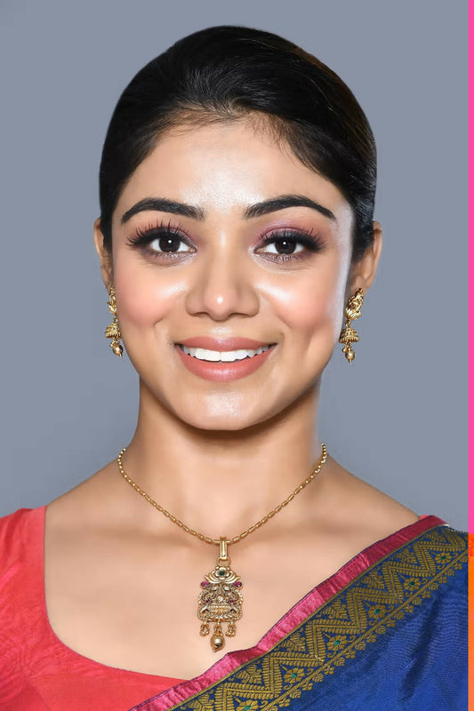 Joban Fashion Women Golden Ruby Green Pendant Set With Earrings - Swadesiicart