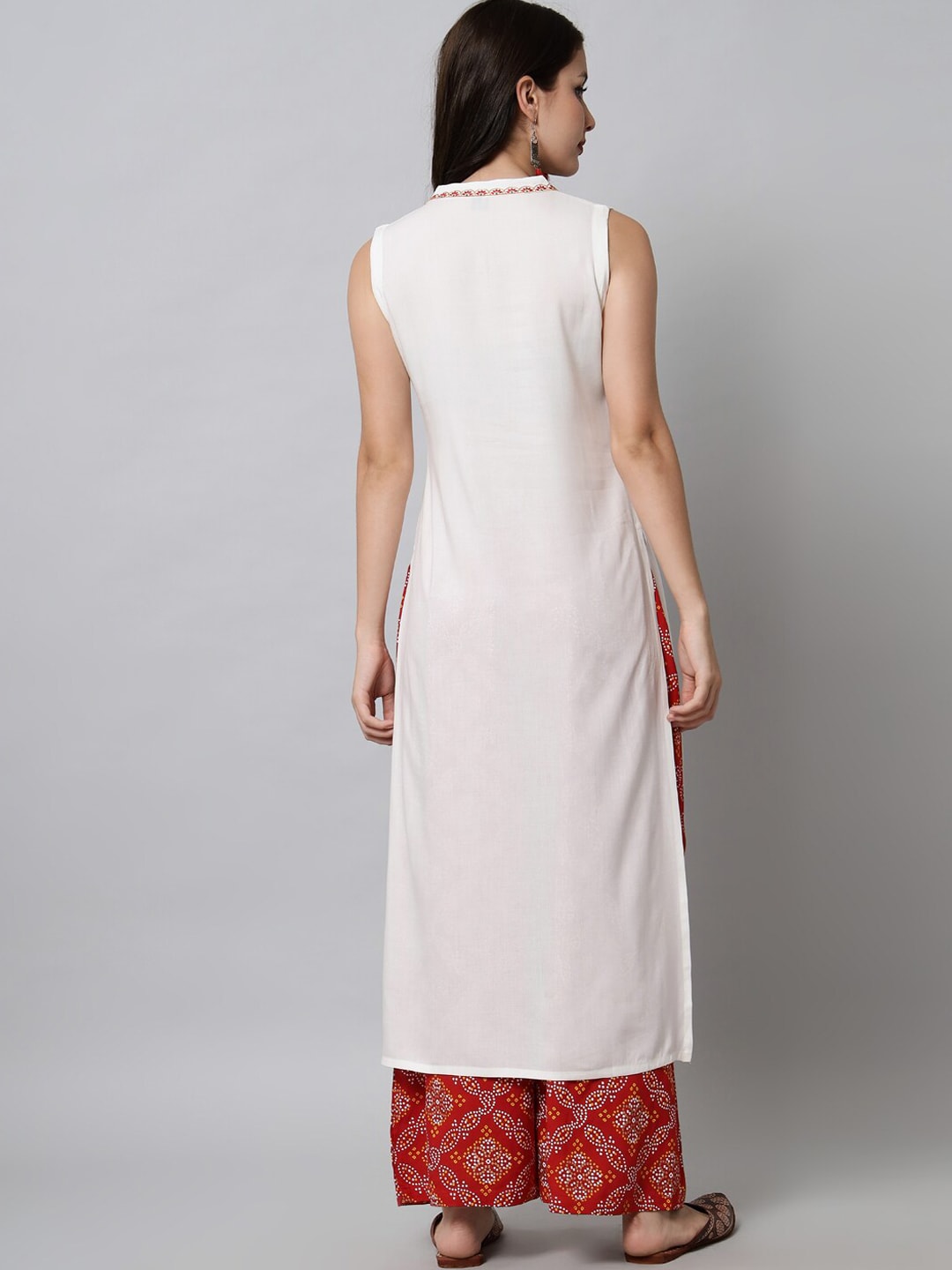 Kalini Women White Embroidered Thread Work Kurta - Swadesiicart