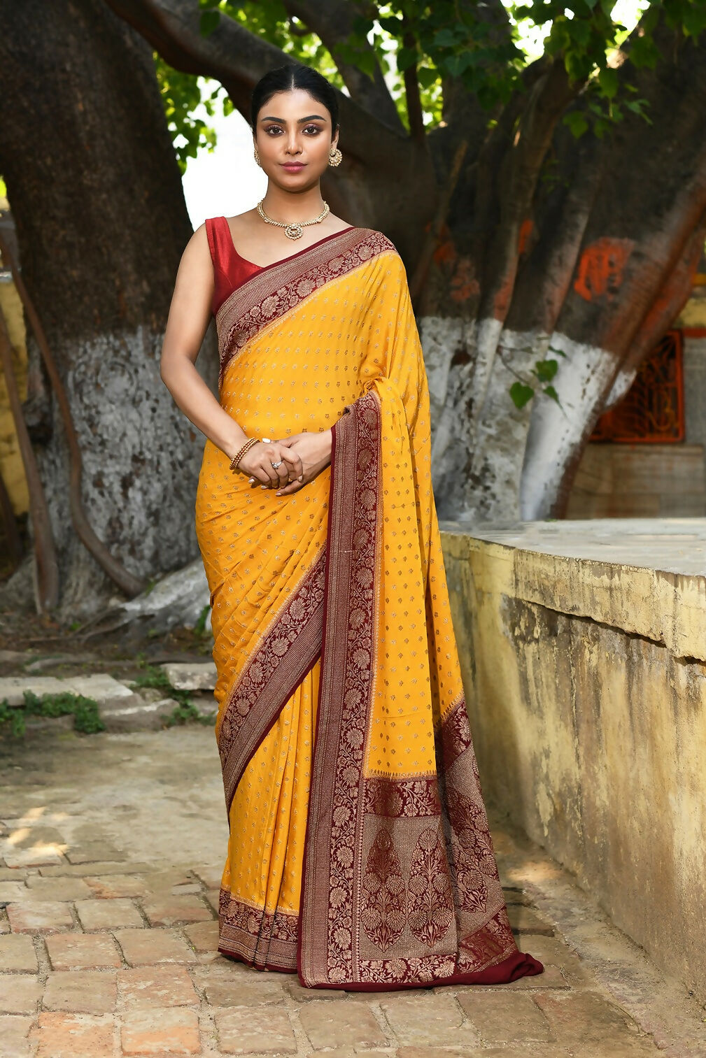 Joban Fashion Yellow Crepe Chiffon Pure Handloom Banarasi Silk Saree | Swadesiicart