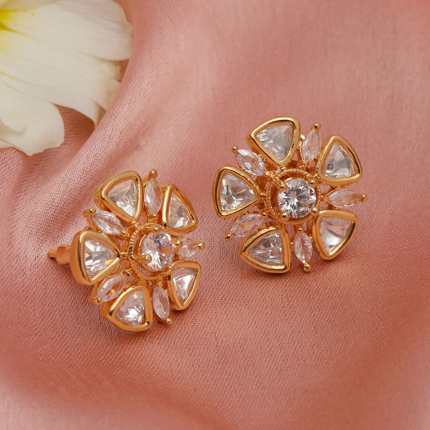 Round Kundan Studs (Gold) - Ruby Raang - Swadesiicart