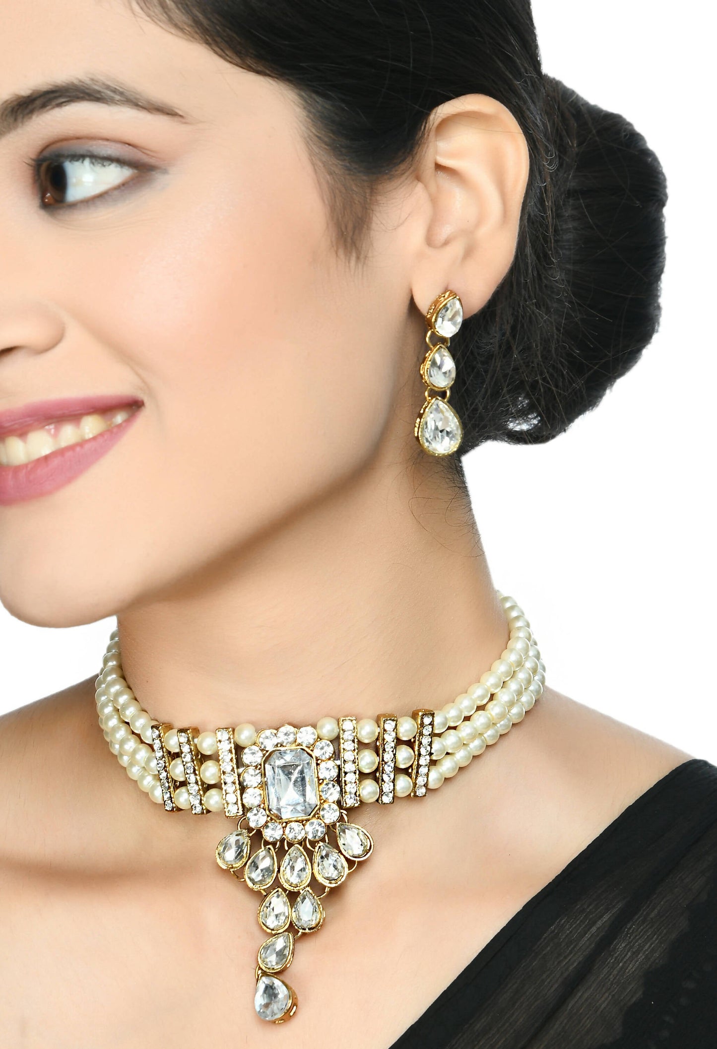 Mominos Fashion Johar Kamal Gold-Polished Brass Finish Kundan/Stone Choker For Women (White) | Swadesiicart