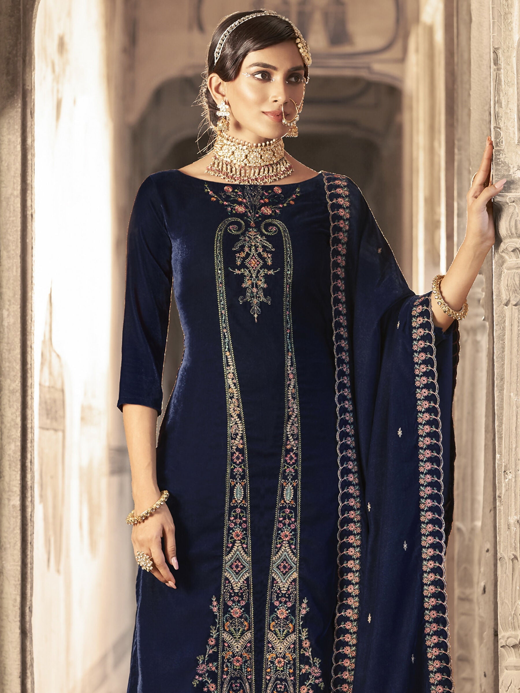 Jyoti Fashion Women's Navy Blue Velvet Floral Resham Thread with Jari work Kurta with Trouser & Dupatta | Swadesiicart