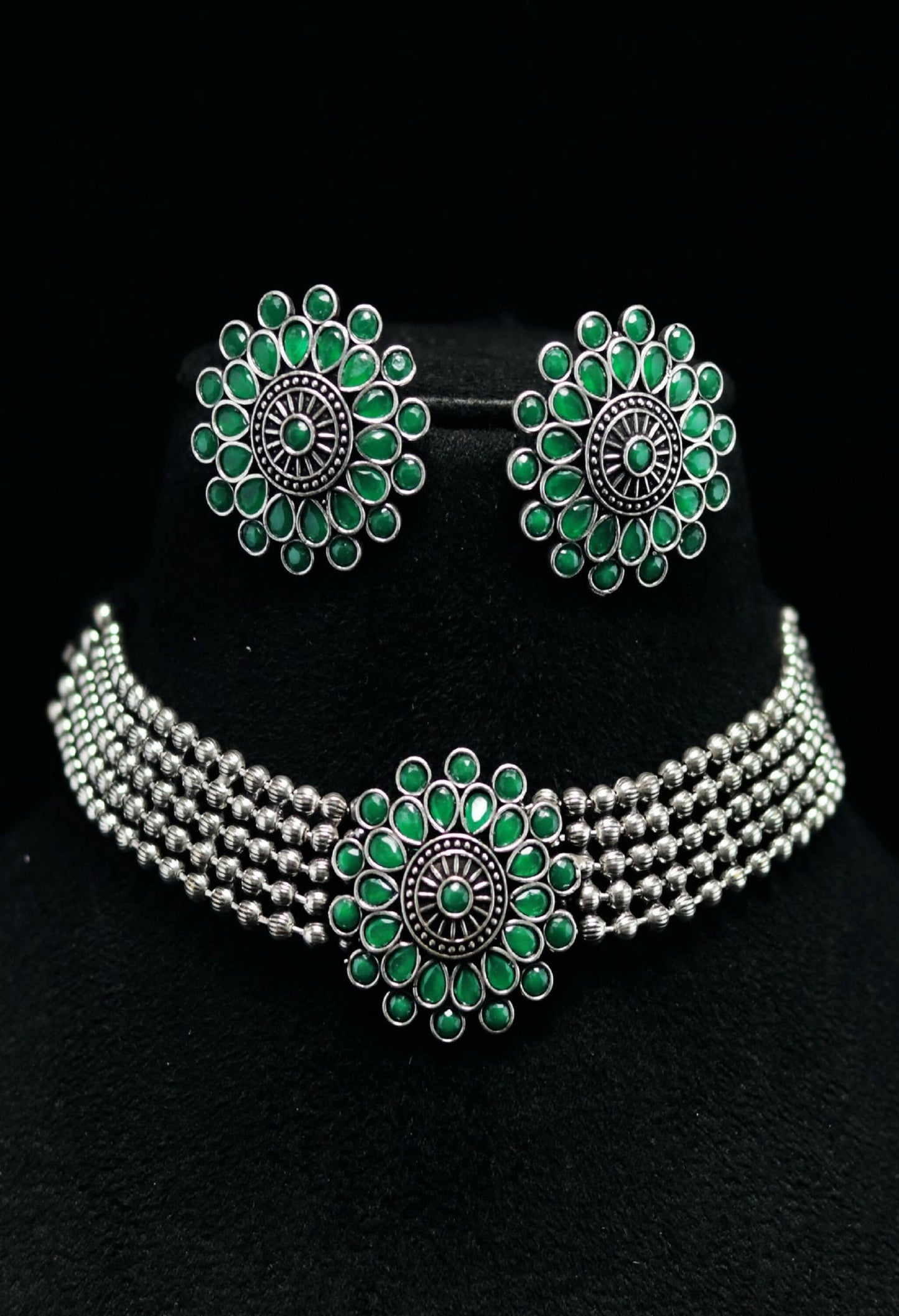 Mominos Fashion Johar Kamal Oxidised Silver-Plated Brass Finish Kundan Choker For Women (Green) | Swadesiicart