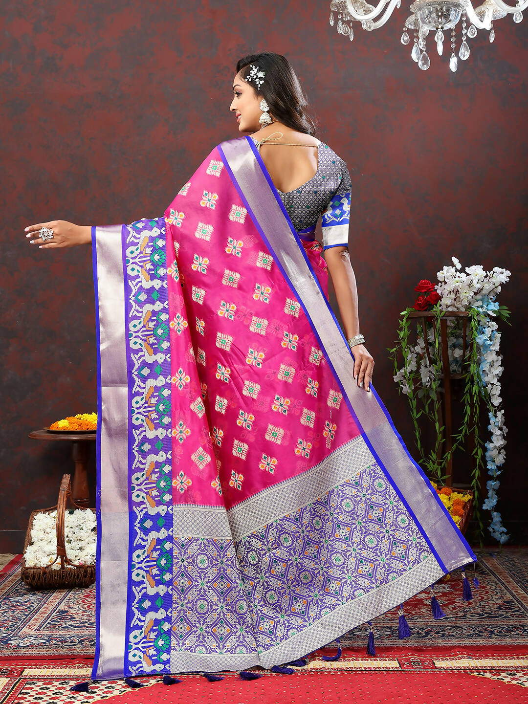 Lorenvalley Fashion Pink Organza Silk Woven Design with Meenakari Weaving Saree - Swadesiicart