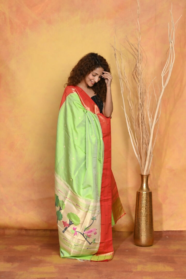 Very Much Indian Handloom Pure Cotton Paithani Dupatta - White | Swadesiicart