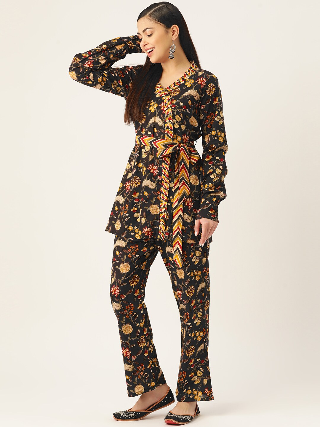 InWeave Women's Black Kalamkari Coord Set With Belt - Swadesiicart